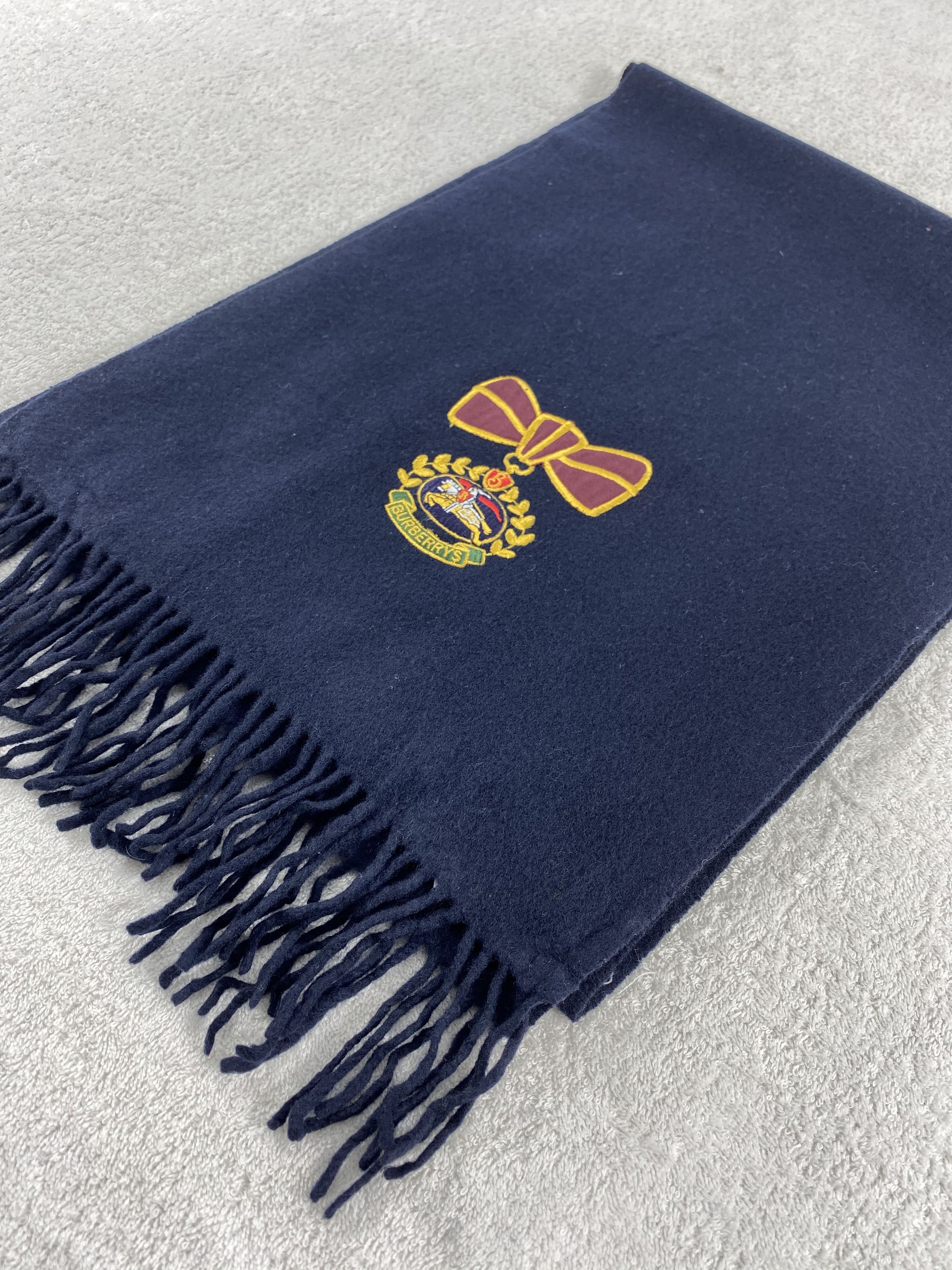 Burberry Vintage Burberry Scarf/Muffler/Neckwear MF643 Size ONE SIZE - 3 Thumbnail