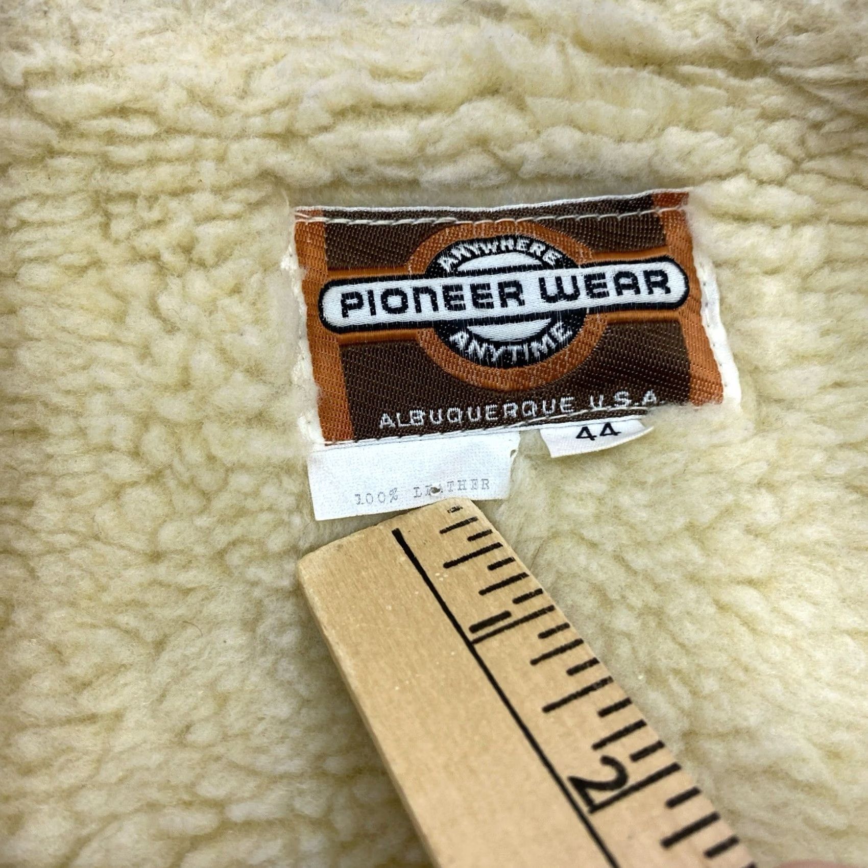 Vintage VINTAGE Pioneer Wear Vest Leather Sherpa Brown Size 44 Mens Regular Winter Cowboy Work Chore Size US S / EU 44-46 / 1 - 3 Thumbnail