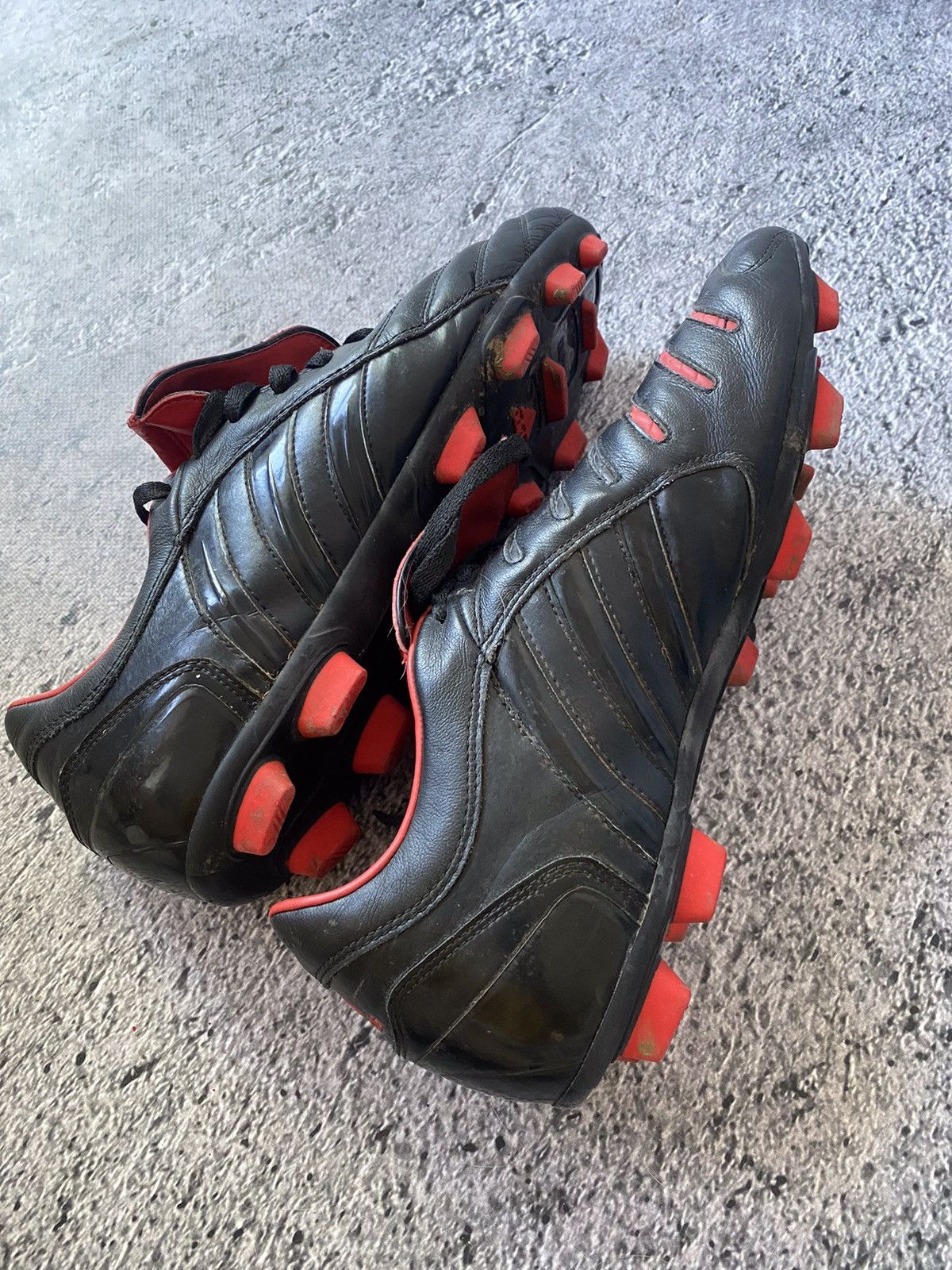 Adidas × Vintage Vintage football shoes adidas predator pulse “blackout” Size US 12 / EU 45 - 9 Thumbnail
