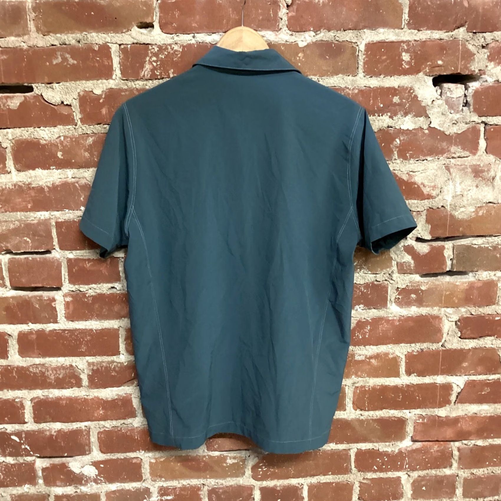 Vintage Kuhl Shirt Short Sleeve Button-Up Blue Mens Size S Slim Nylon Collared Button-Down 90s? Size US S / EU 44-46 / 1 - 2 Thumbnail