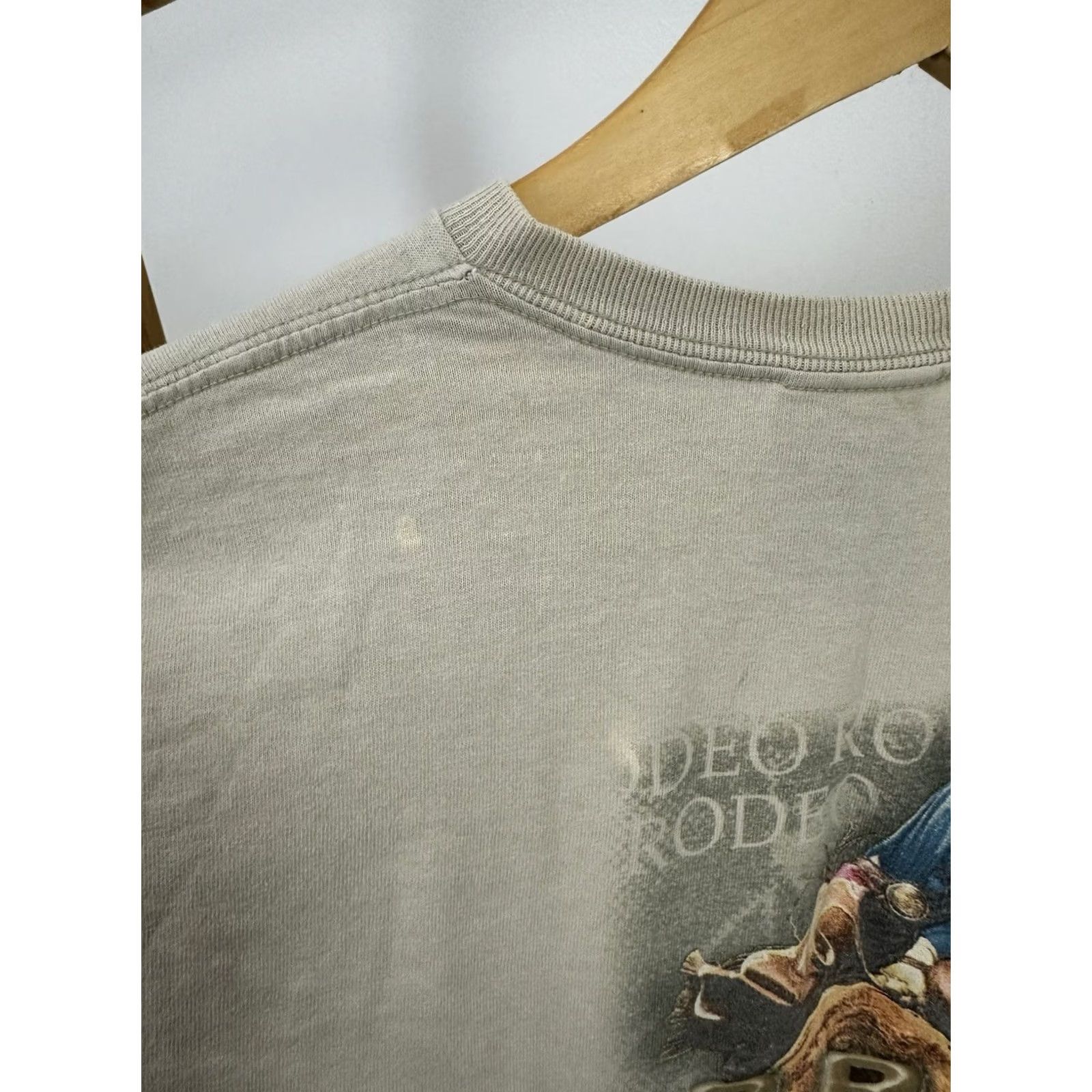 Wrangler VTG Wrangler PBR Trills Bull Rodeo Ride T-Shirt Size M Beige Mens Short Sleeve Shirt Size US M / EU 48-50 / 2 - 6 Thumbnail