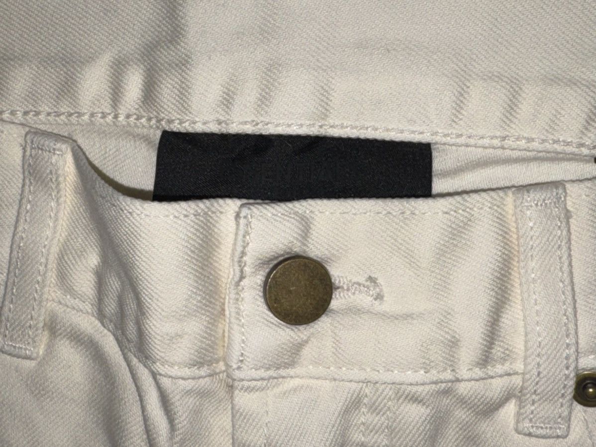 Fear of God NEW w/TAGS FEAR OF GOD ESSENTIALS straight-leg jeans Sz 31 Size US 30 / EU 46 - 7 Thumbnail