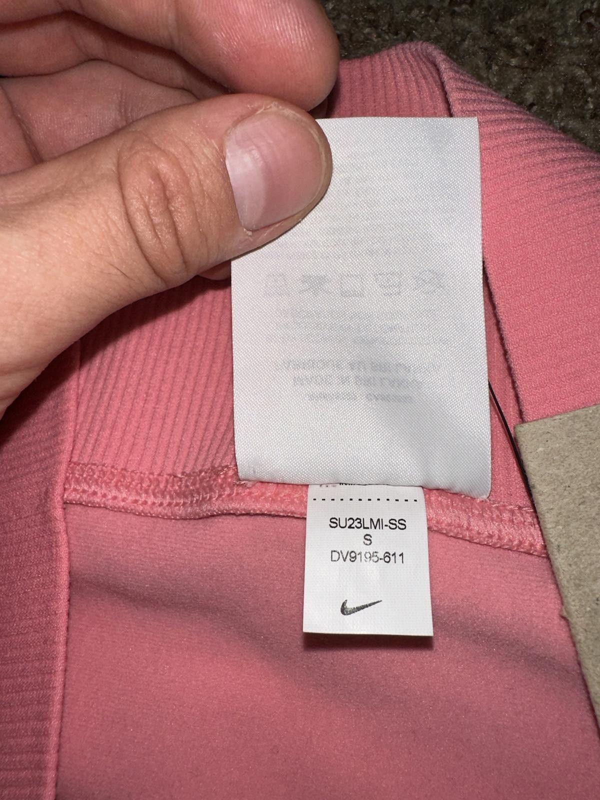 Nike Nike Women’s Dri-Fit High-Wasted Advance Yoga Shorts Sample Size 28" / US 6 / IT 42 - 7 Thumbnail