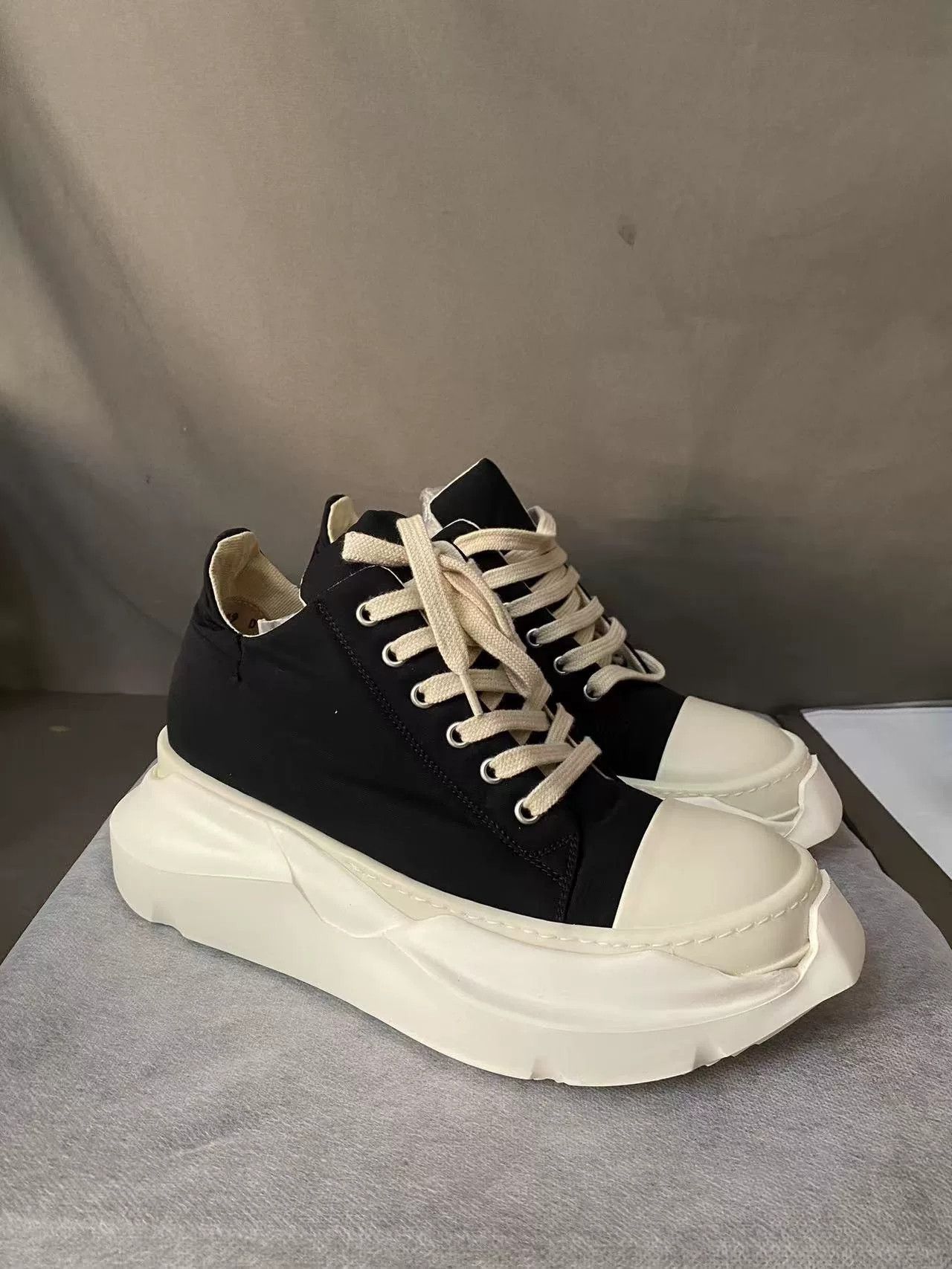Rick Owens Rick Owens Pink Lowtop Sneakers 39 Men Size US 6.5 / EU 39-40 - 1 Thumbnail
