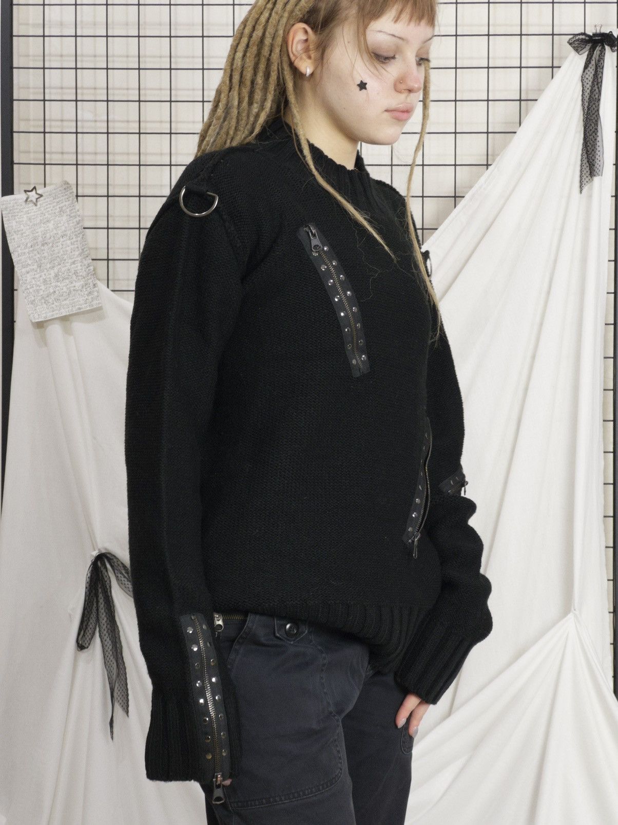 Vintage Black industrial knit sweater with zippers & D-rings Size M / US 6-8 / IT 42-44 - 5 Thumbnail