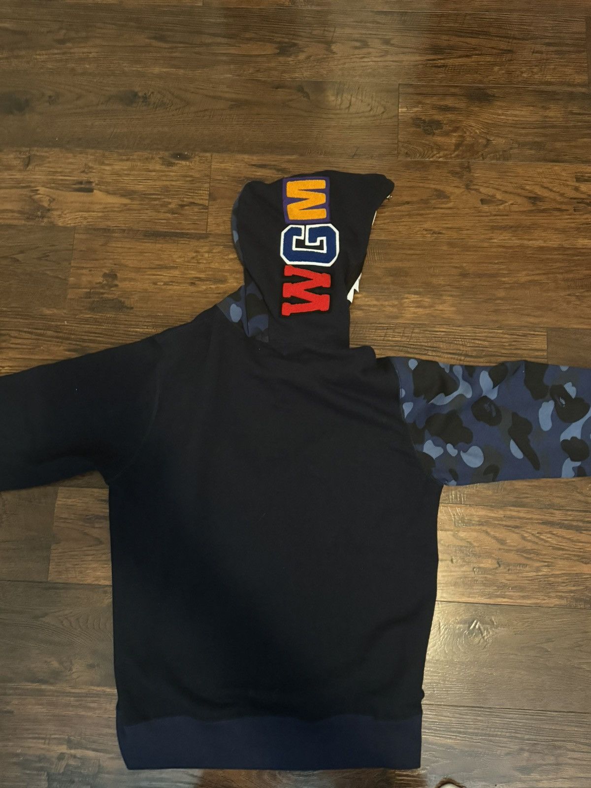 Bape Color Camo Shark Full Zip Hoodie Size US XL / EU 56 / 4 - 2 Thumbnail