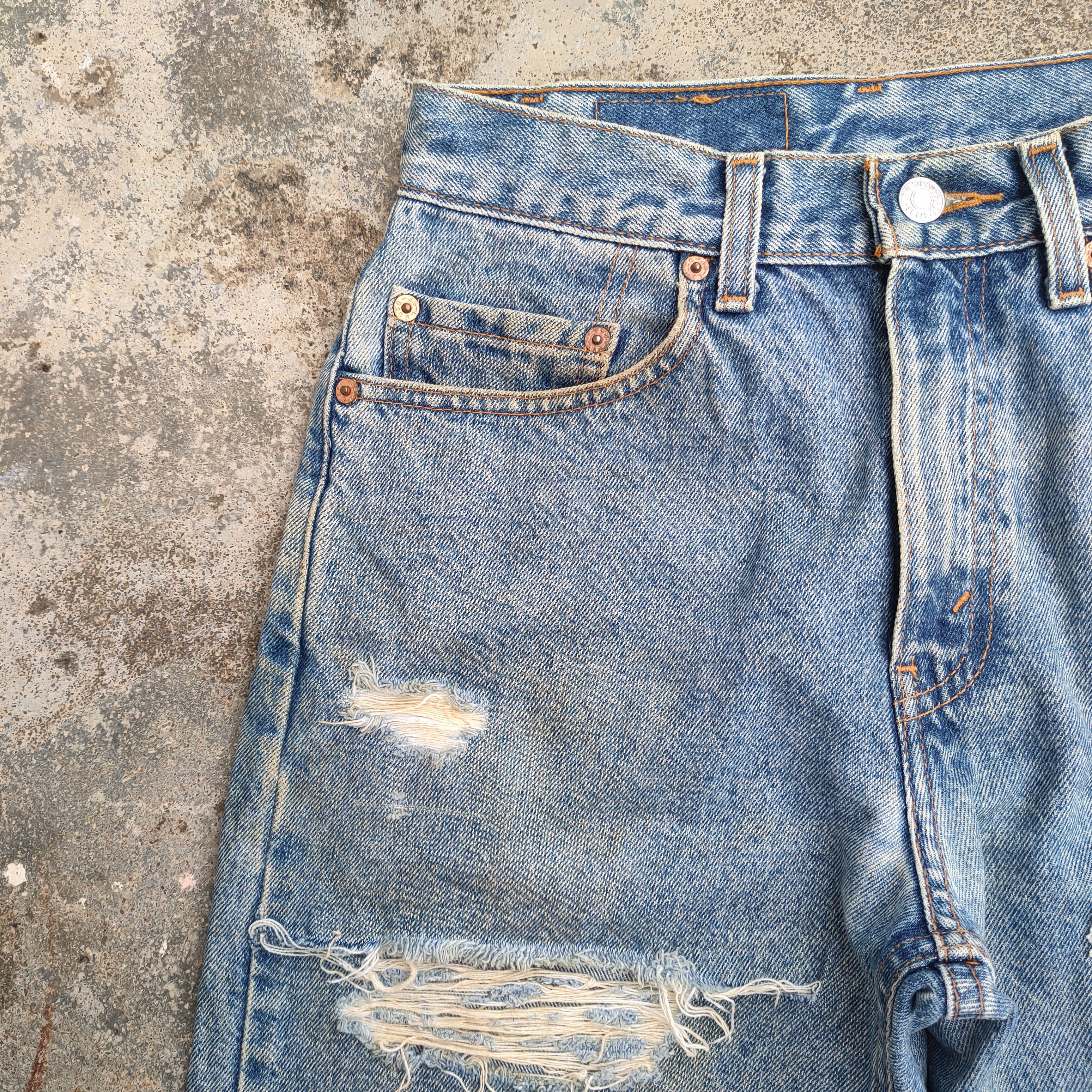 Levi's × Vintage VINTAGE LEVI'S 505 MEXICO RIPPED JEANS DENIM PANTS Size US 28 / EU 44 - 6 Thumbnail