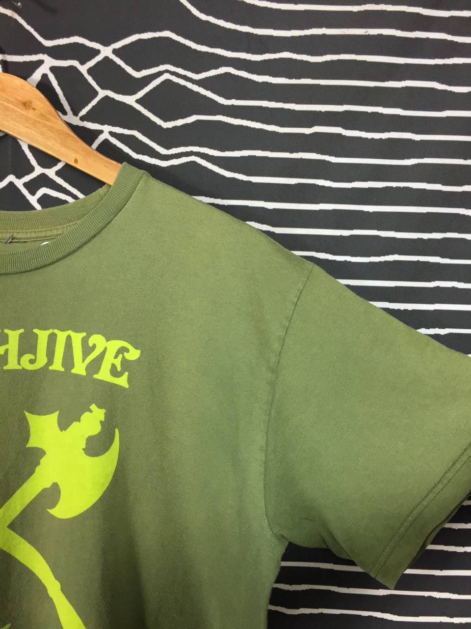 Freshjive Vtg Freshjive La Battalion Spell Out Logo Streetwear Tee Size US L / EU 52-54 / 3 - 4 Thumbnail