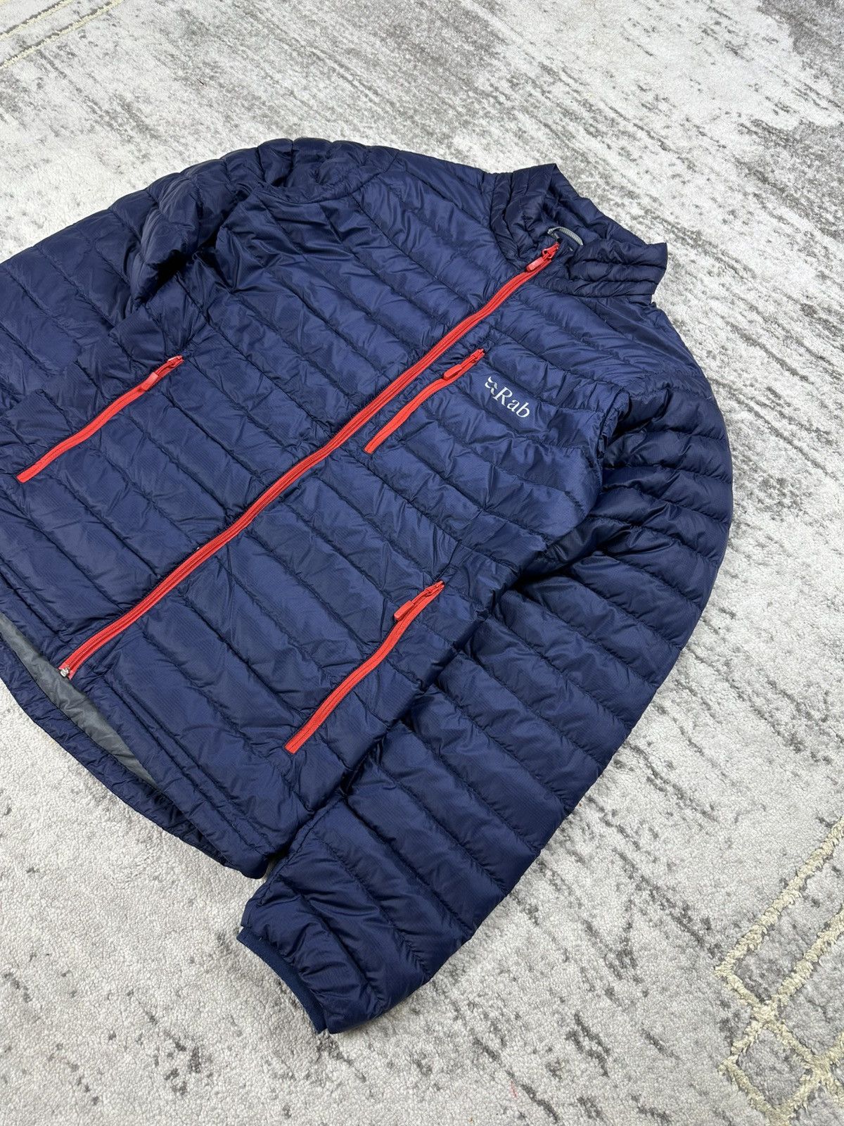 Rab Rab Microlight Jacket Down Hiking Trail Trekking Jacket Size US S / EU 44-46 / 1 - 4 Thumbnail