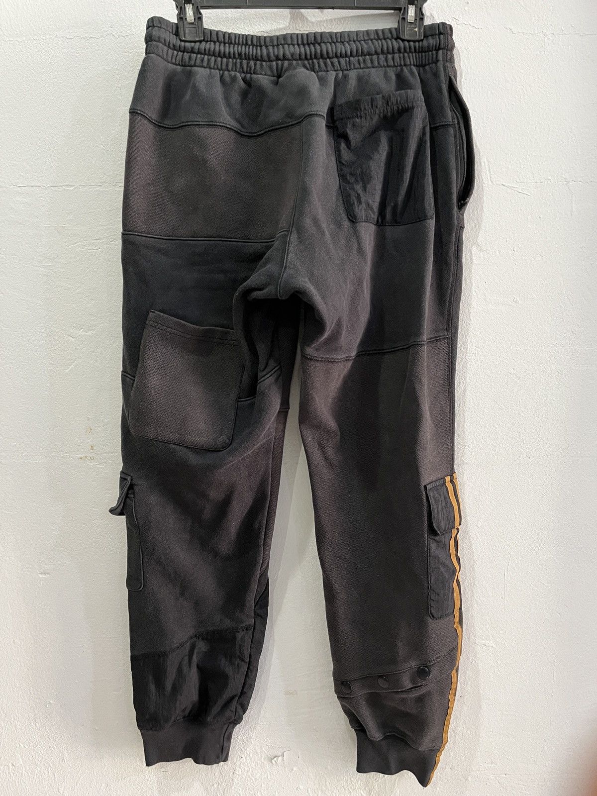 Adidas × Ivy Park ADIDAS X IVY PARK Sweatpants Size US 28 / EU 44 - 7 Thumbnail