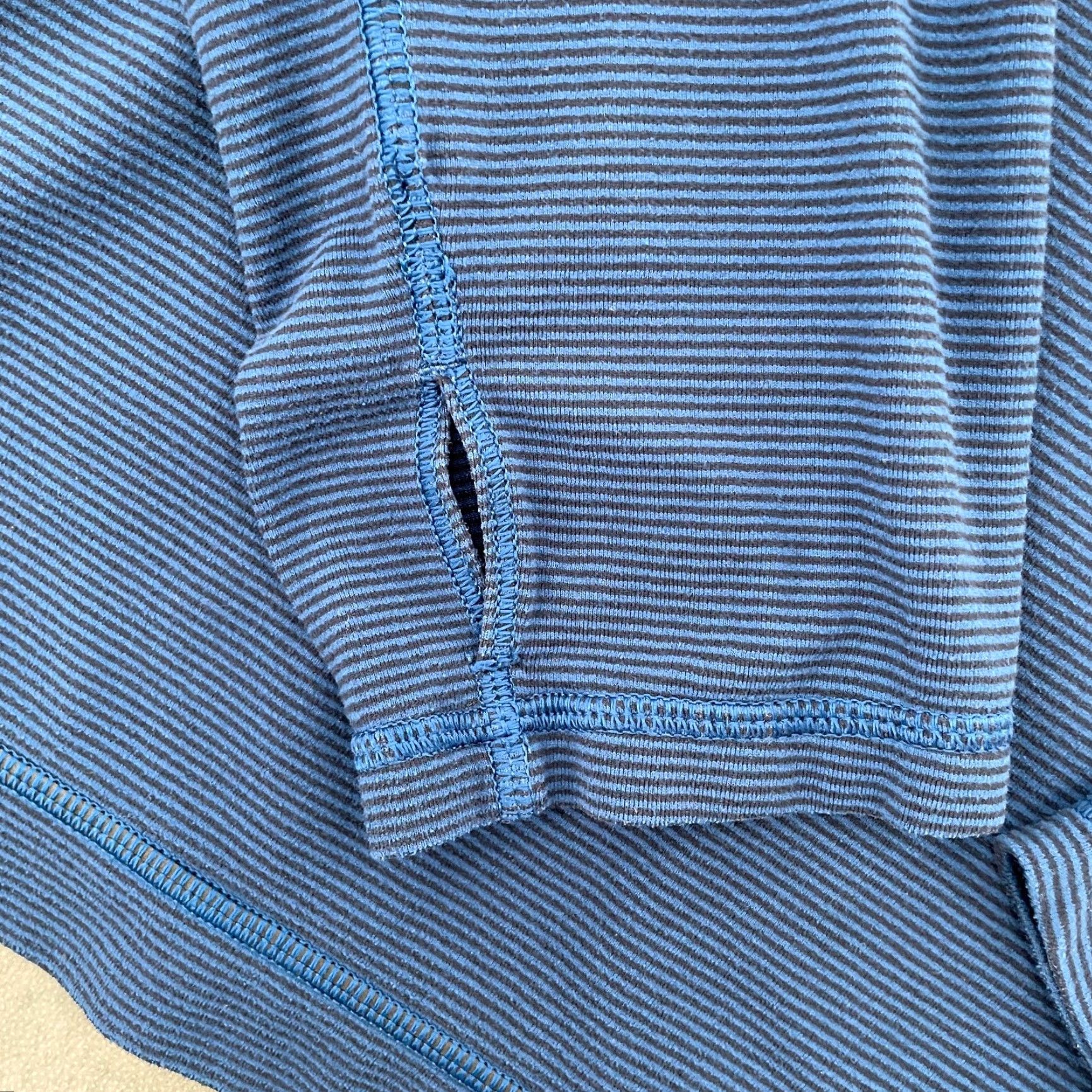 Lululemon VINTAGE Lululemon Sweater Pullover Long Sleeve Crew Neck Adult XL Blue Athletic Casual Size US XL / EU 56 / 4 - 7 Thumbnail