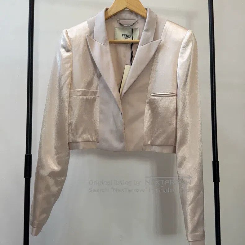 Fendi Fendi Solid Color Collar Short Cropped Jacket Size XS / US 0-2 / IT 36-38 - 1 Thumbnail