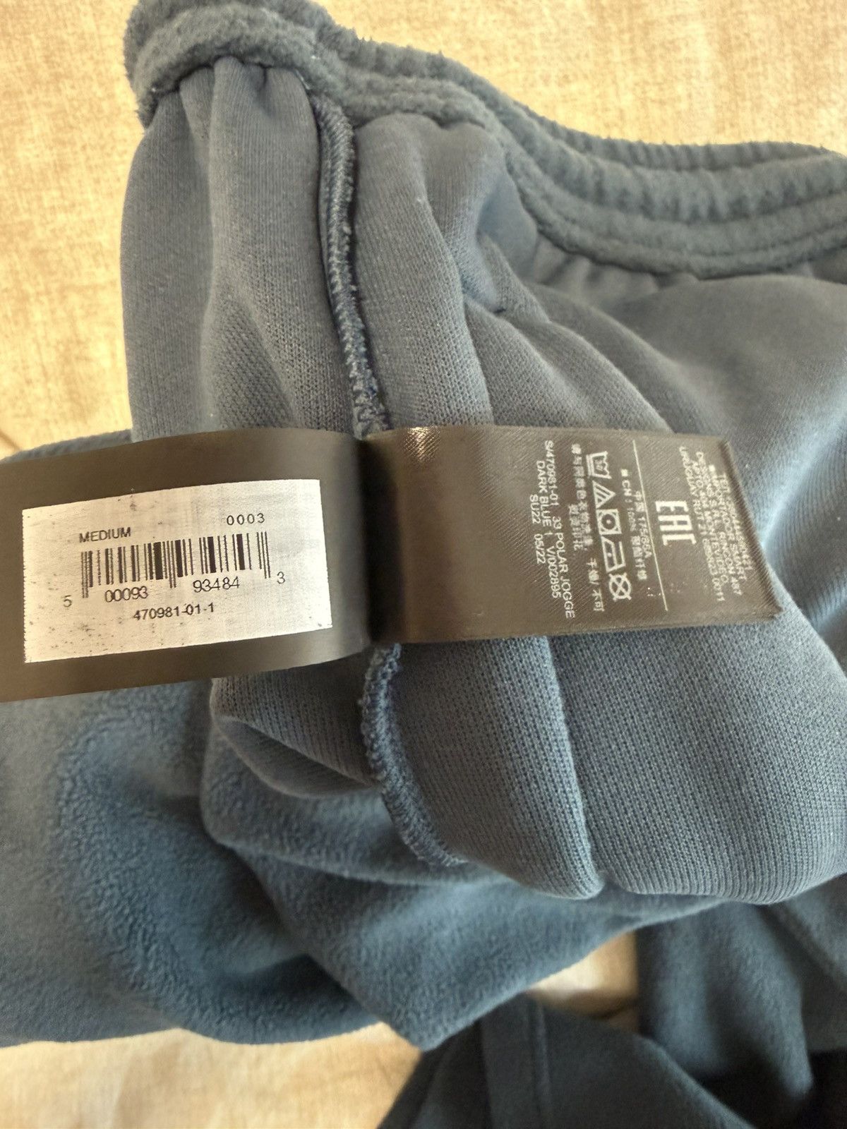 Balenciaga × Gap × Yeezy Yeezy Gap Polar Fleece sweatpants Dark Blue. Medium Size US 32 / EU 48 - 6 Thumbnail