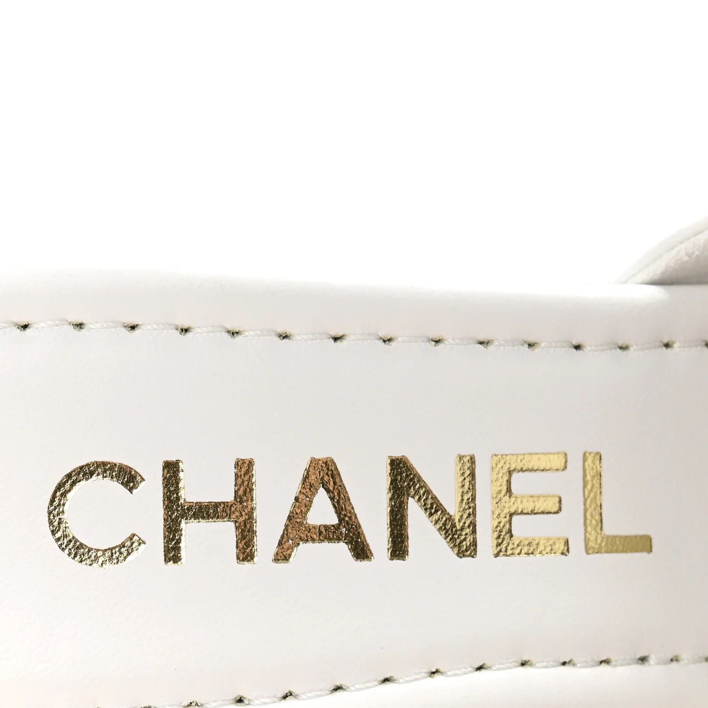 Chanel os11x0526 Lambskin Quilted CC Platform Mules in White Size US 5 / IT 35 - 8 Thumbnail