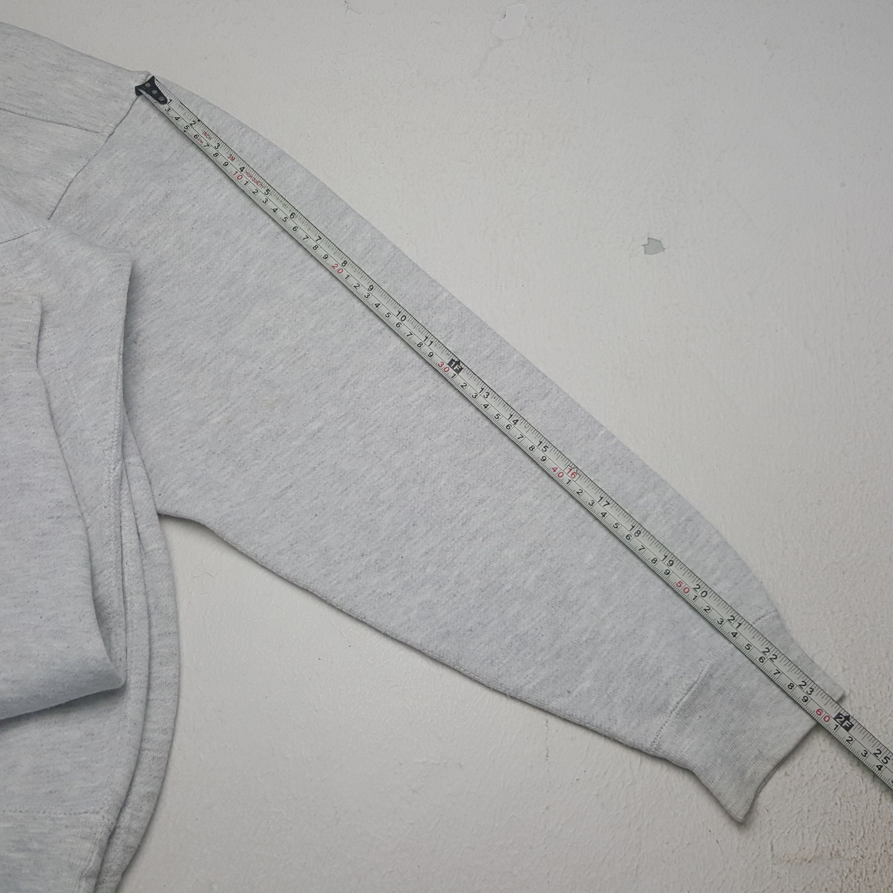 Disney × Mickey & Co. × Vintage Vintage Mickey Mouse Disney Cartoon Character Sweatshirt Size US XL / EU 56 / 4 - 6 Thumbnail