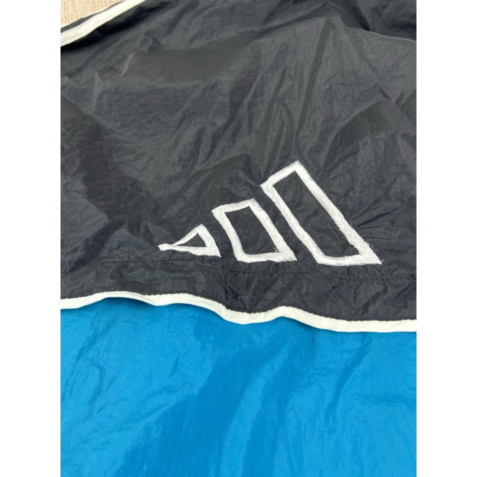 Adidas VINTAGE Adidas Windbreaker Track Jacket Blue Black M 90s Mens Size US M / EU 48-50 / 2 - 7 Thumbnail
