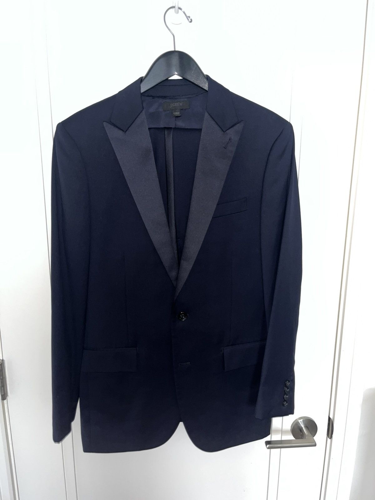 Navy Peak Lapel Tuxedo
