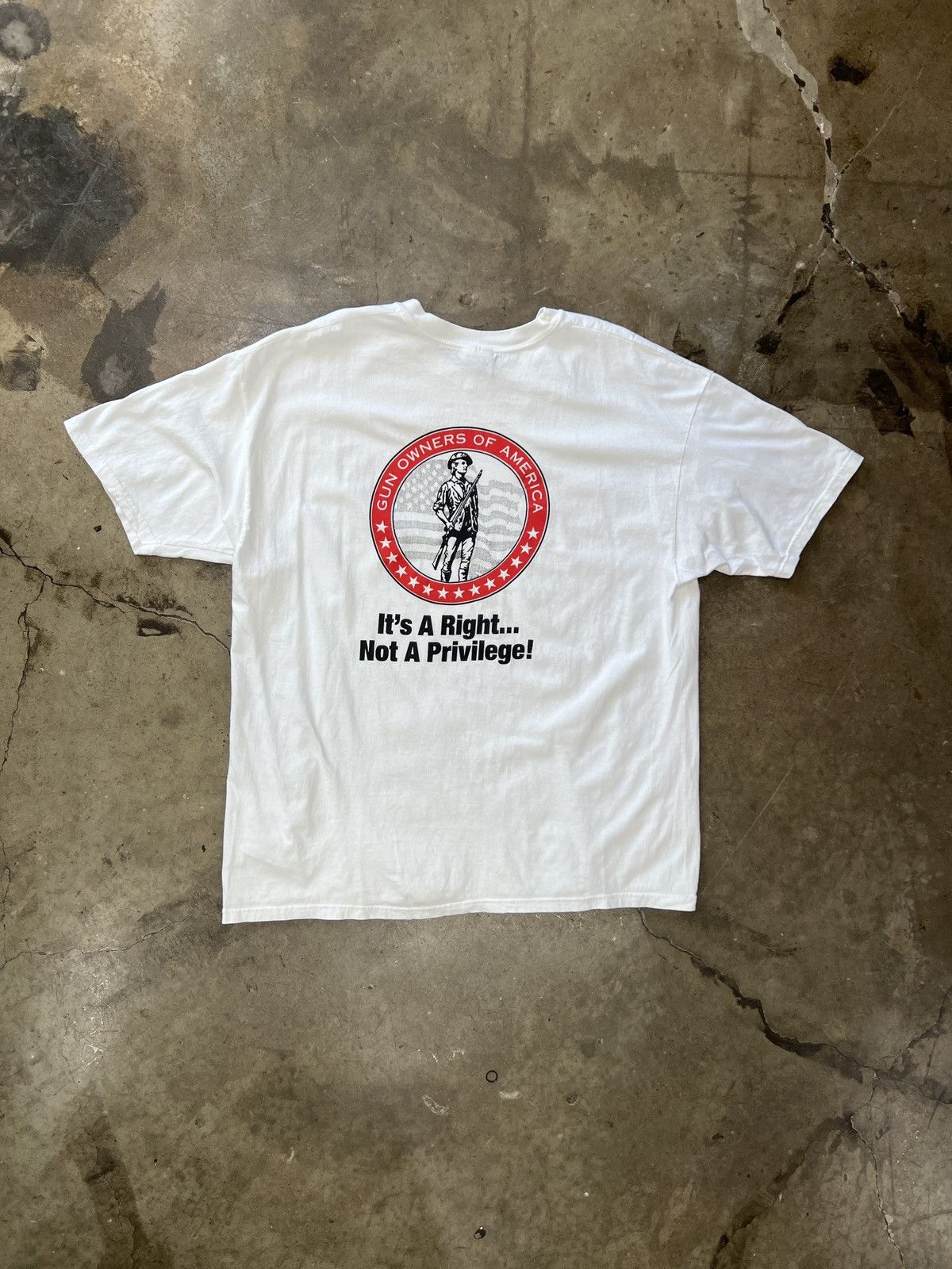 Vintage Vintage Gun Owners of America Privilege Not a Right Tee XXL Size US XXL / EU 58 / 5 - 2 Thumbnail