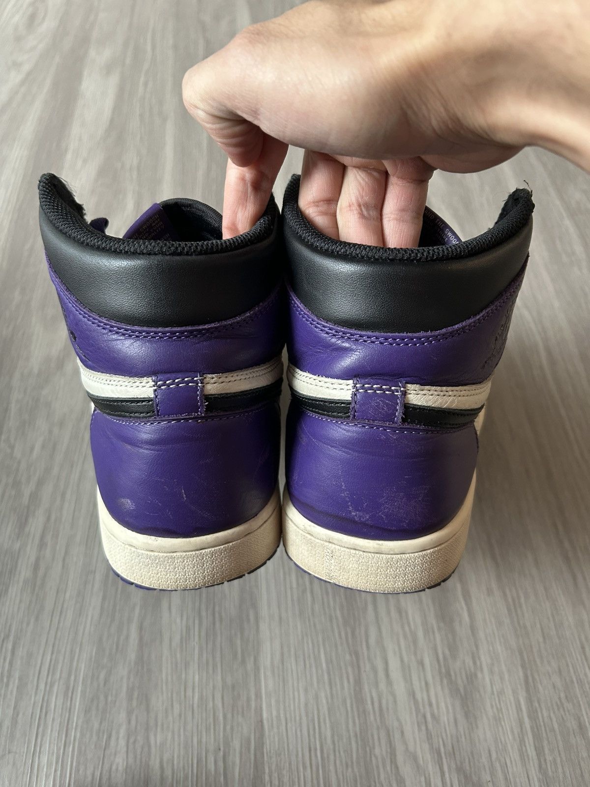Jordan Brand Air Jordan Retro 1 High OG Court Purple Size 10 Size US 10 / EU 43 - 5 Thumbnail