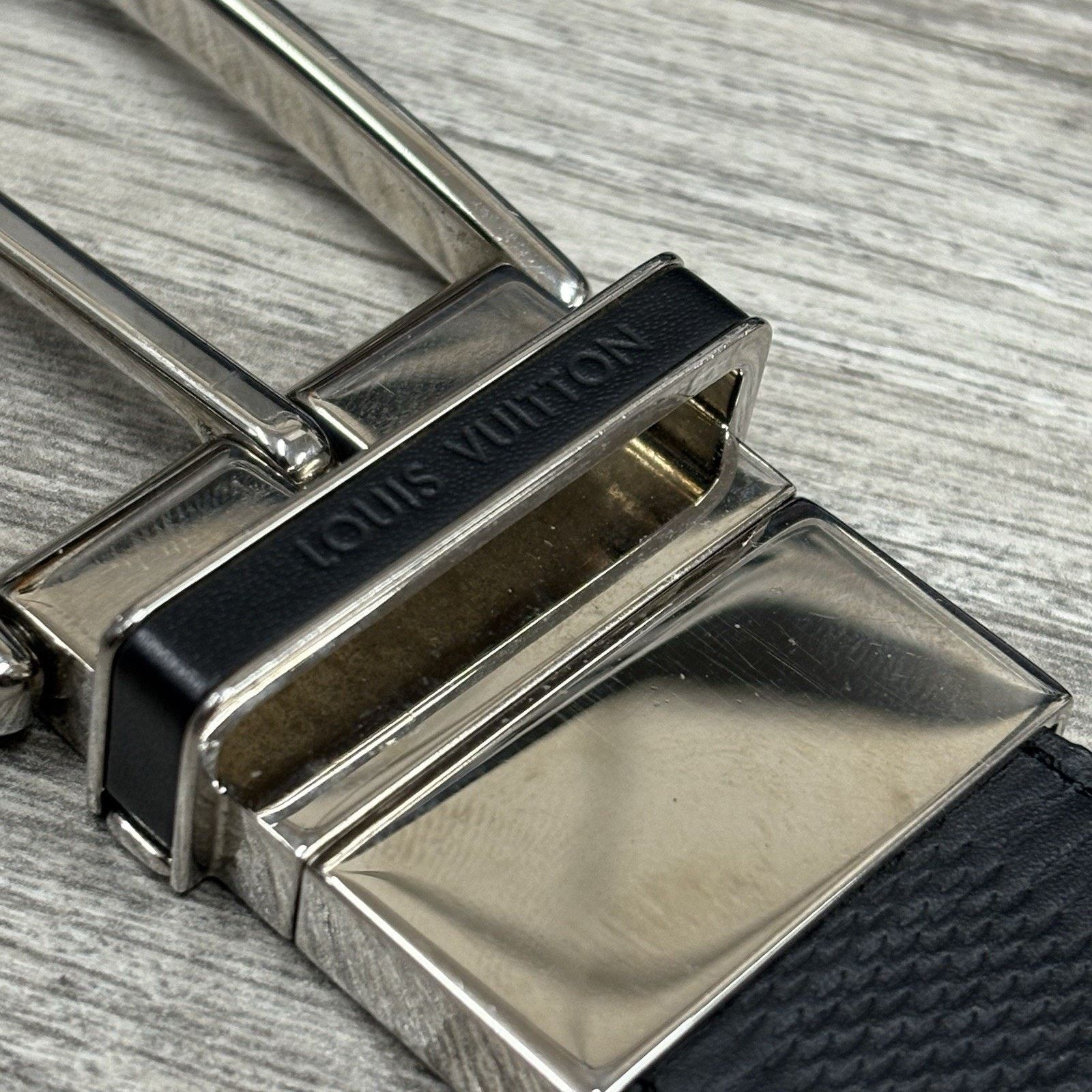 Louis Vuitton Louis Vuitton Leather Belt 110/44 Silver Buckle ' Black ' Size 44 - 7 Thumbnail
