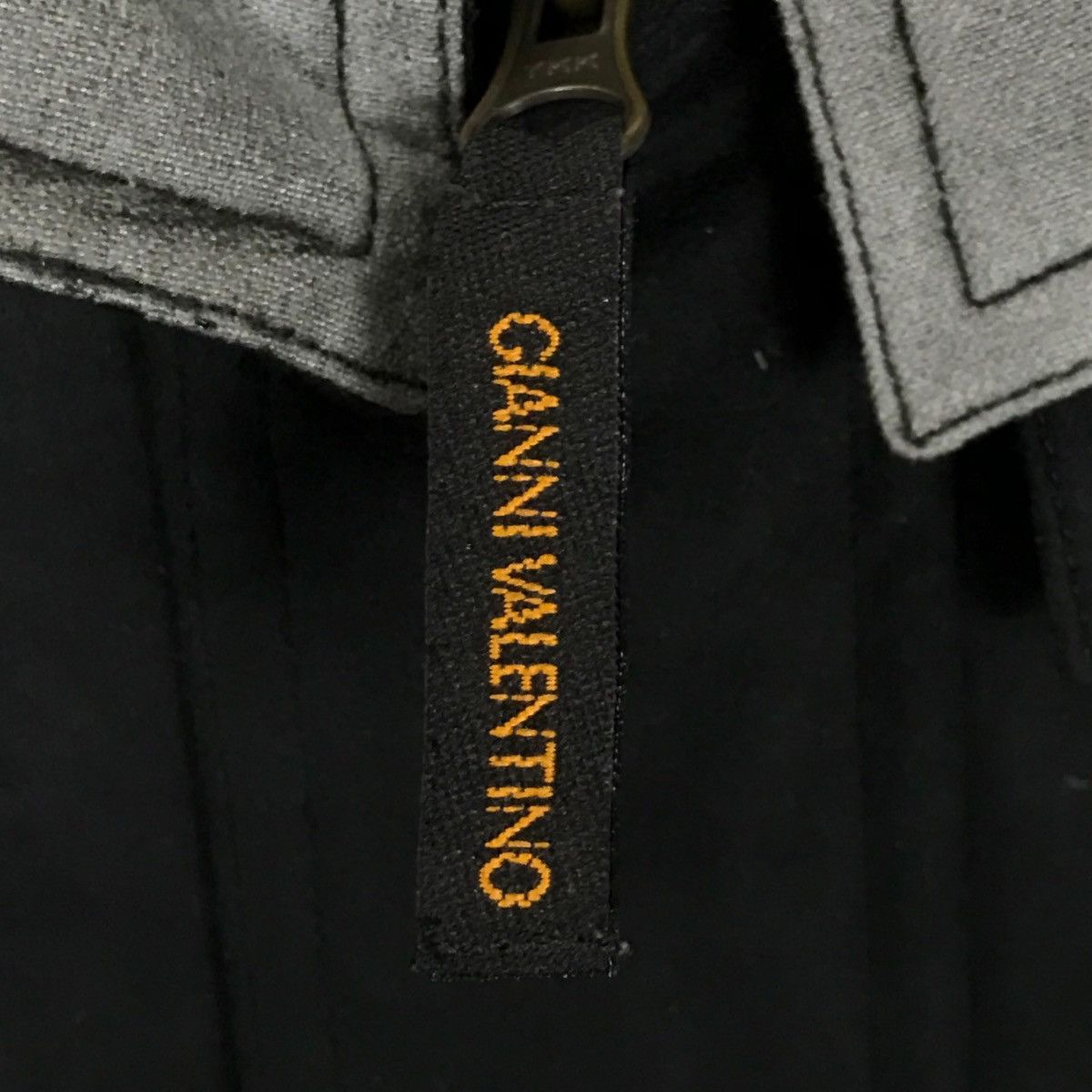 Vintage Vintage Gianni Valentino Full Zipper Jacket Size US L / EU 52-54 / 3 - 3 Thumbnail