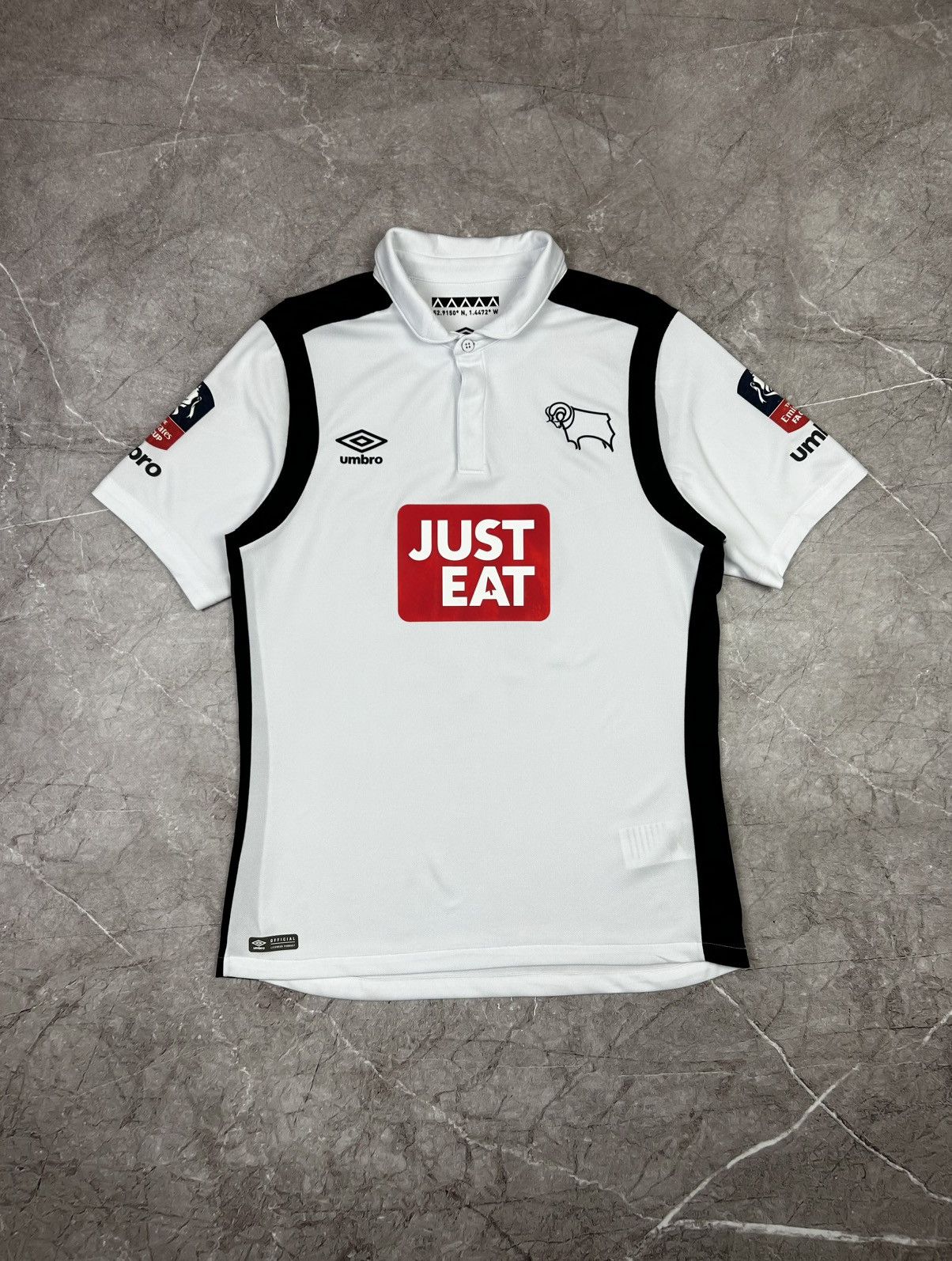 Umbro × Vintage Umbro Retro jersey tee shirt Derby county Size L Size US L / EU 52-54 / 3 - 1 Thumbnail