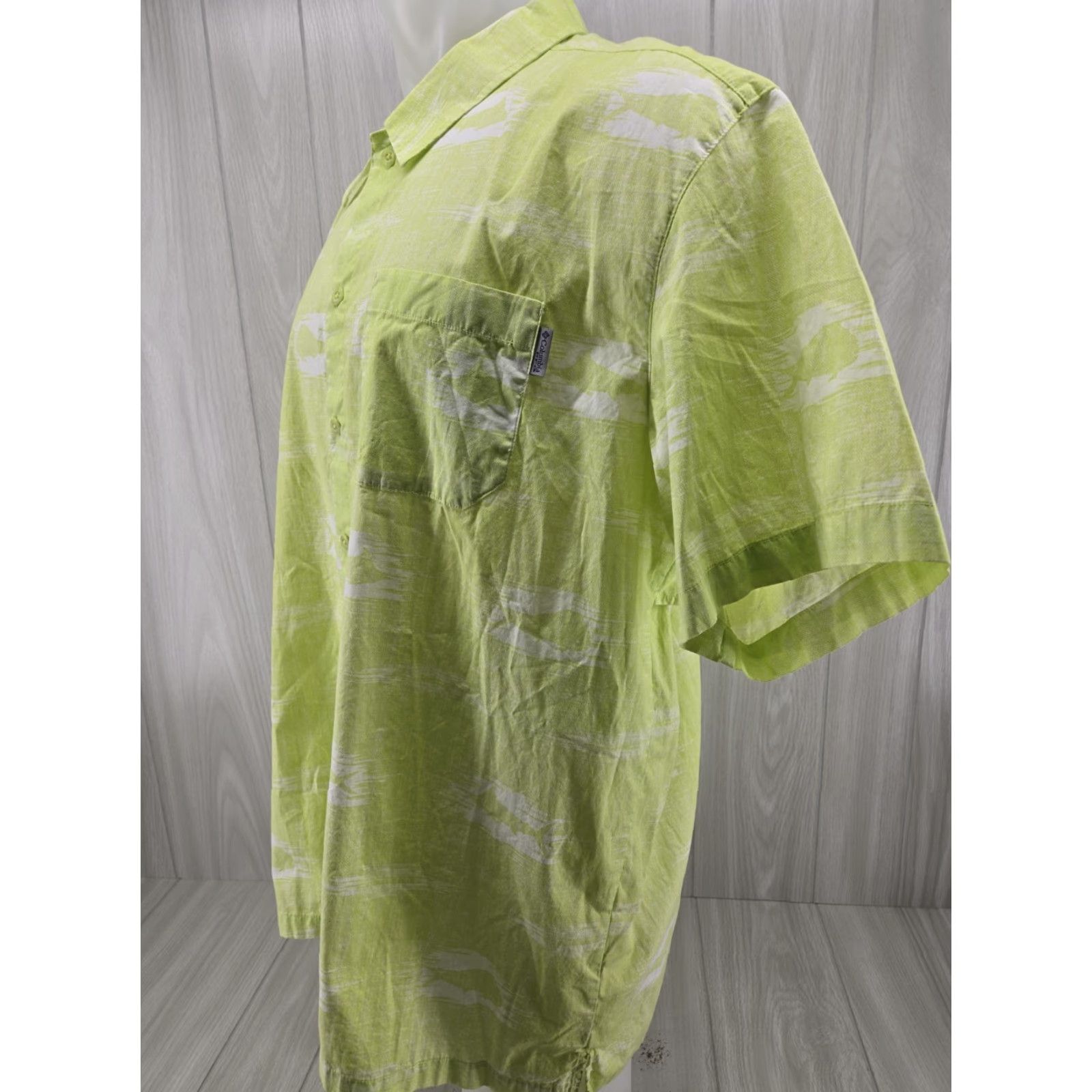 Vintage Columbia PFG Shirt Mens XL Lime Green Fish Print Button Up Vented Performance Size US XL / EU 56 / 4 - 2 Thumbnail