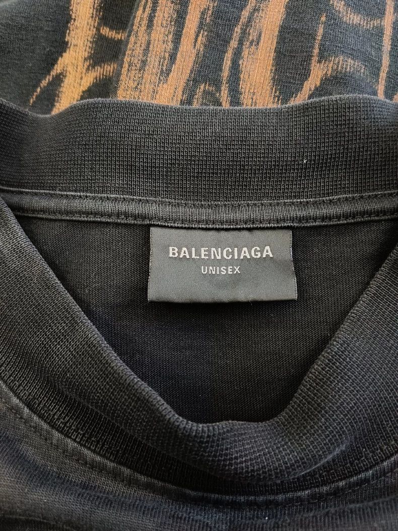 Balenciaga Balenciaga Sanskrit letter printed short sleeve T-shirt Size US S / EU 44-46 / 1 - 3 Thumbnail