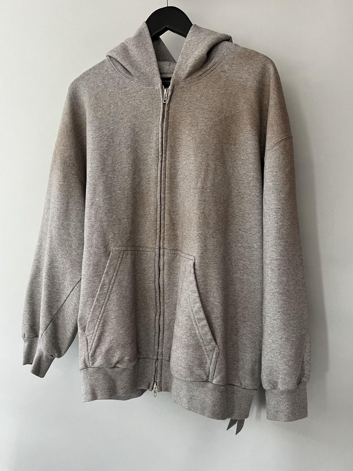 Balenciaga Faded Worn Out Effect Cotton Zip Hoodie in Grey Size US XXL / EU 58 / 5 - 2 Thumbnail