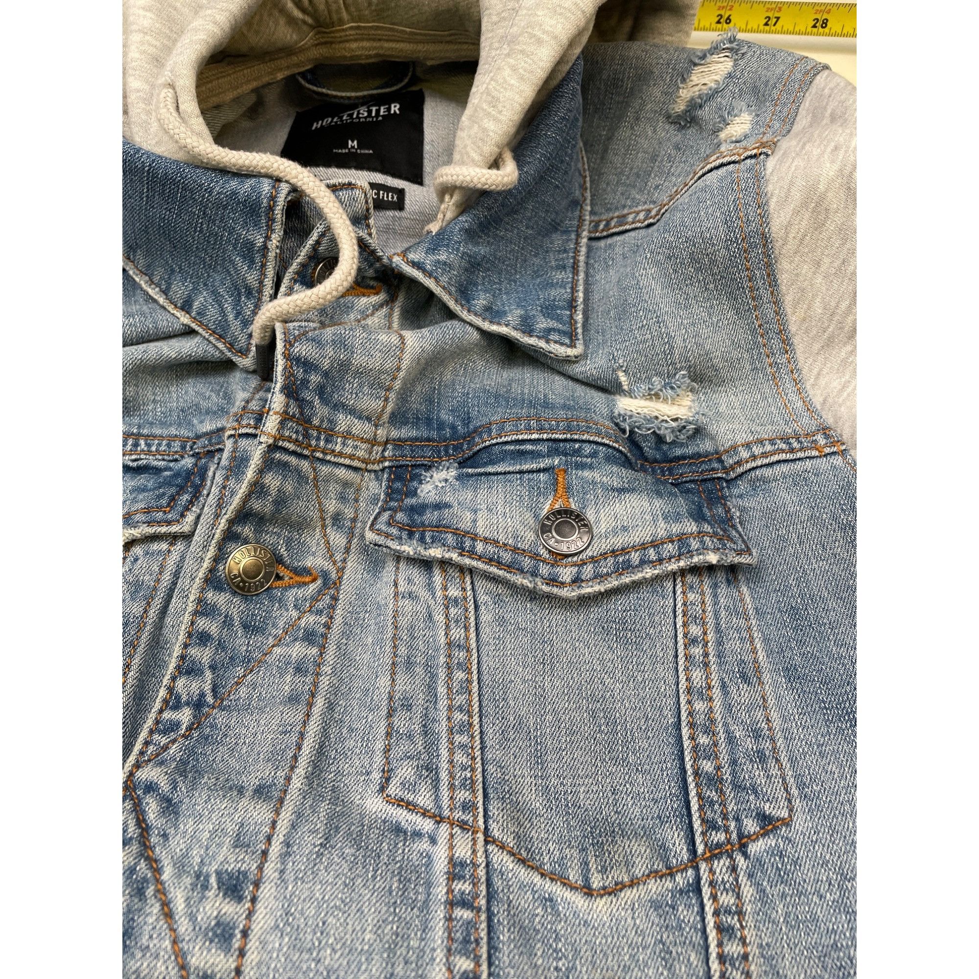 Hollister Hollister Men's Blue /Gray Denim Hoodie Jacket Size M SKU 57 Size US M / EU 48-50 / 2 - 5 Thumbnail