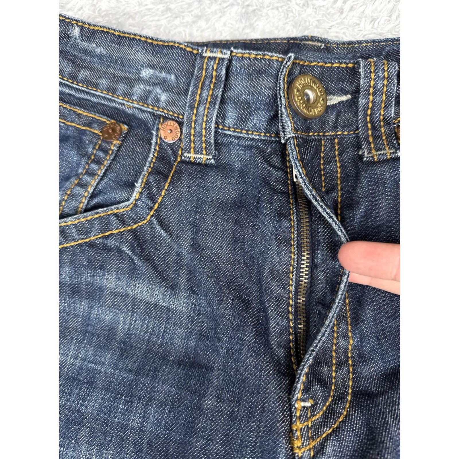 Vintage Hollywood Jeans Girls 18 Blue Denim Bootcut Distressed 5-Pocket Low Boot Jeans Size 40" / US 18 - 5 Thumbnail