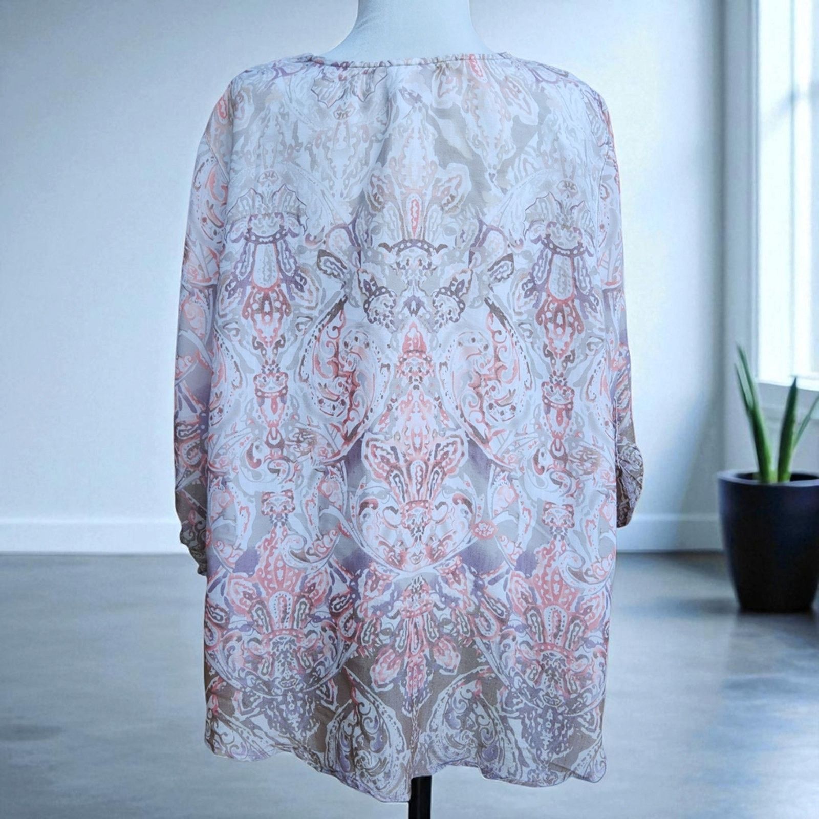 St. Johns Bay St Johns Bay 1X Tunic Coral Paisley Boho Relaxed 3/4 Sleeve Size XL / US 12-14 / IT 48-50 - 4 Thumbnail