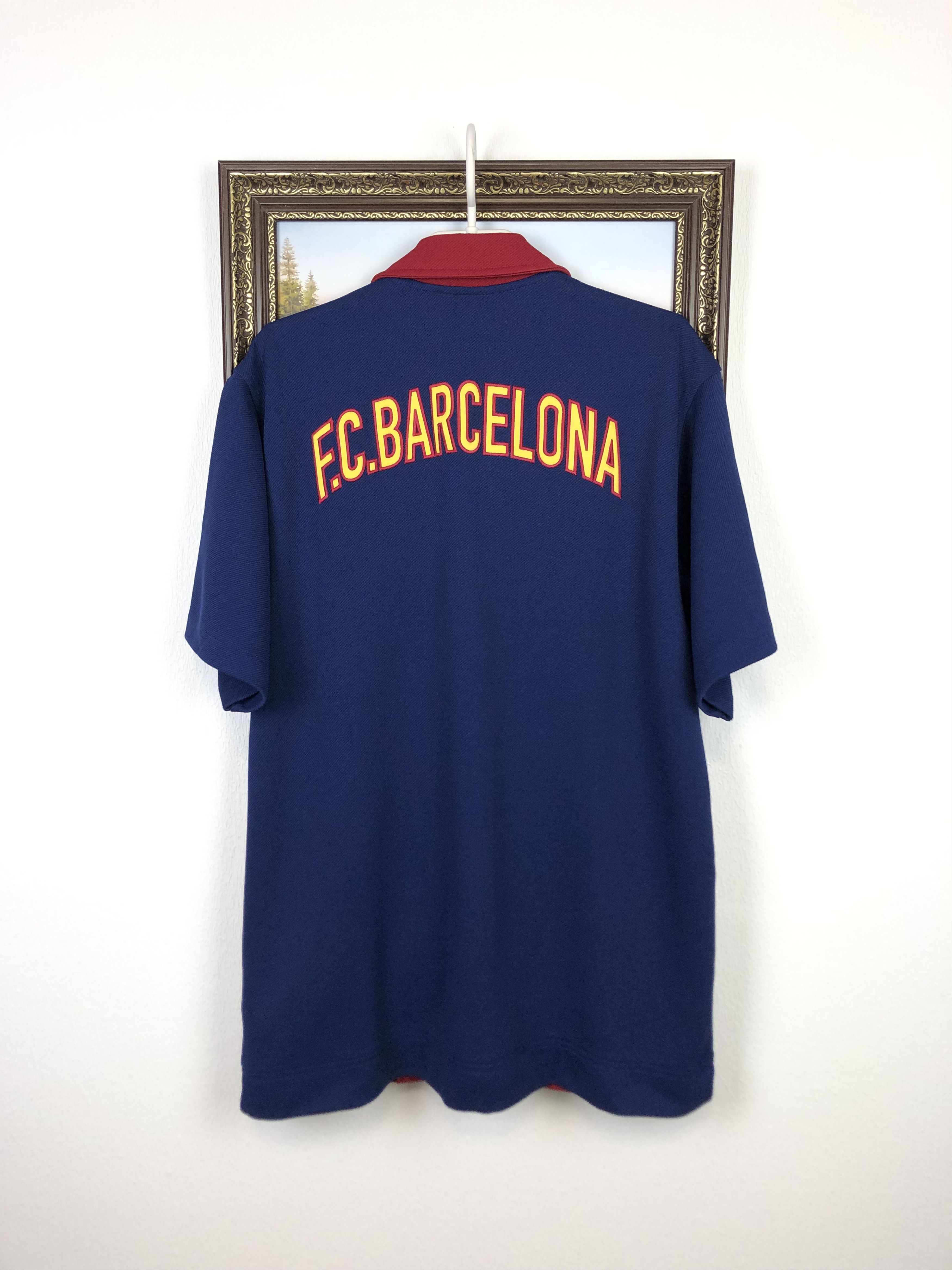 Nike Vintage Nike Barcelona Shirt Bottom Up Jersey Baseball Tee Size US M / EU 48-50 / 2 - 8 Thumbnail