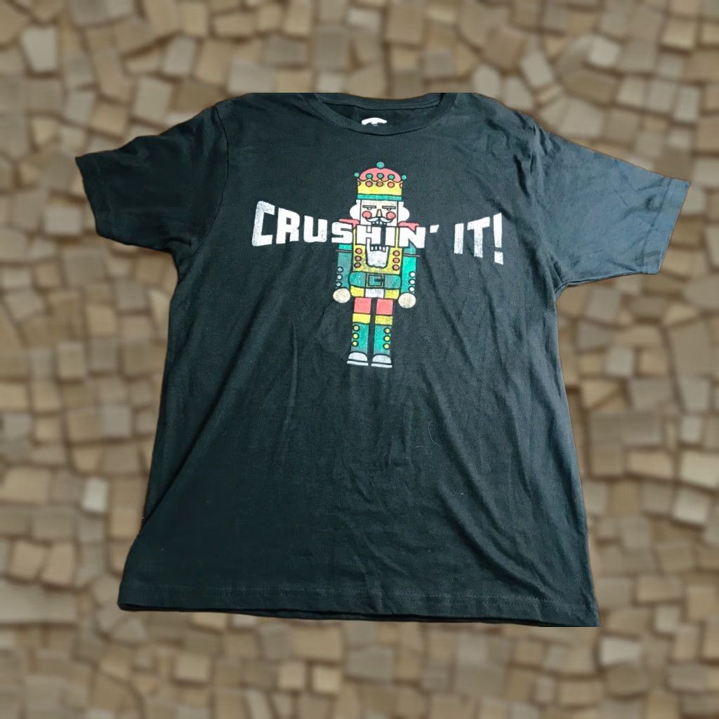 Vintage Holiday Time T-Shirt Mens Small Black Christmas Chushin' It! Holiday Time Size US S / EU 44-46 / 1 - 1 Thumbnail