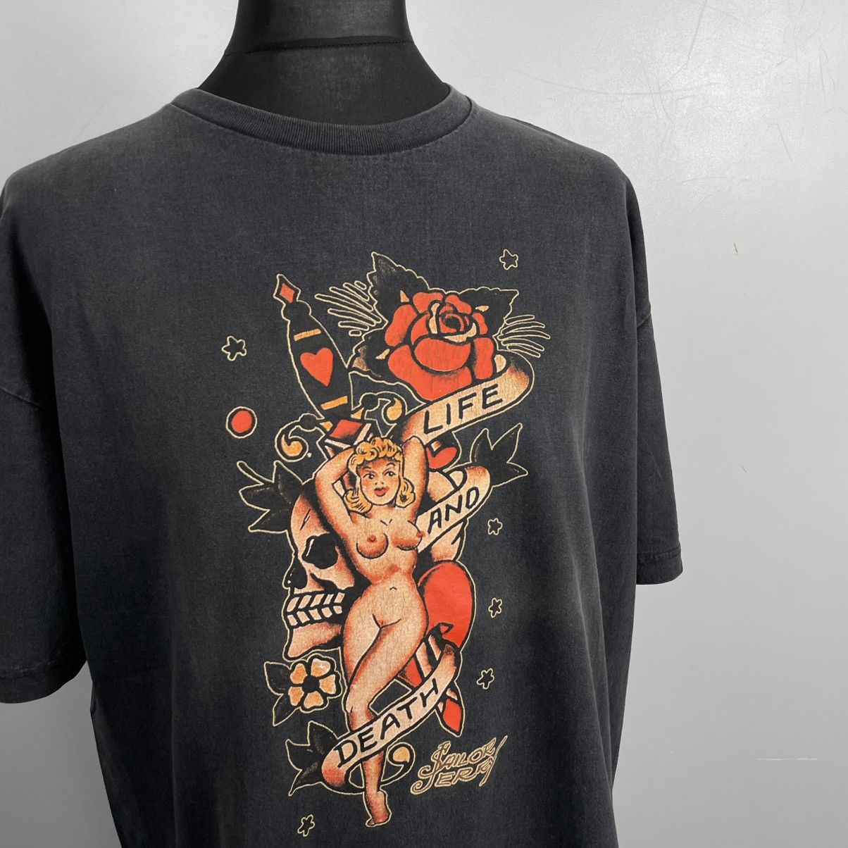 Vintage Vintage Very Interesting T-shirt Live in death Sailor Jerry Size US XL / EU 56 / 4 - 7 Thumbnail