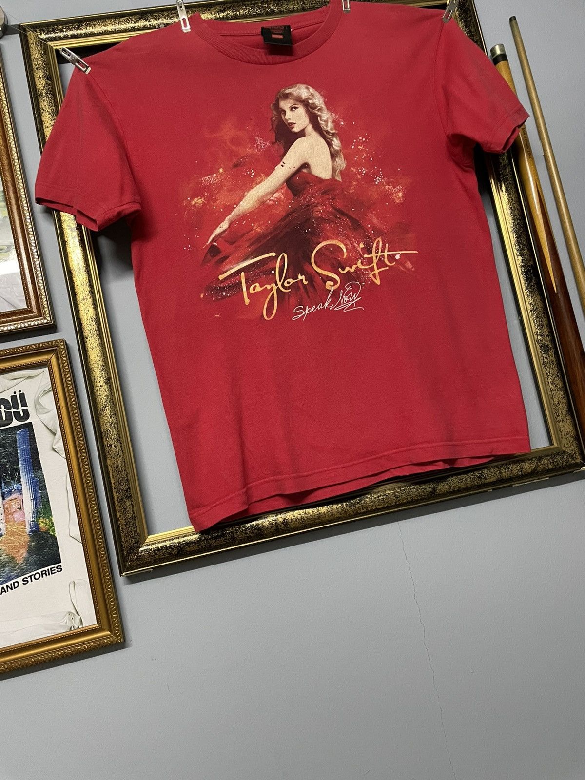 Vintage Vintage Orignal Taylor Swift Speak Now Tour Distressed Tee Size US M / EU 48-50 / 2 - 6 Thumbnail