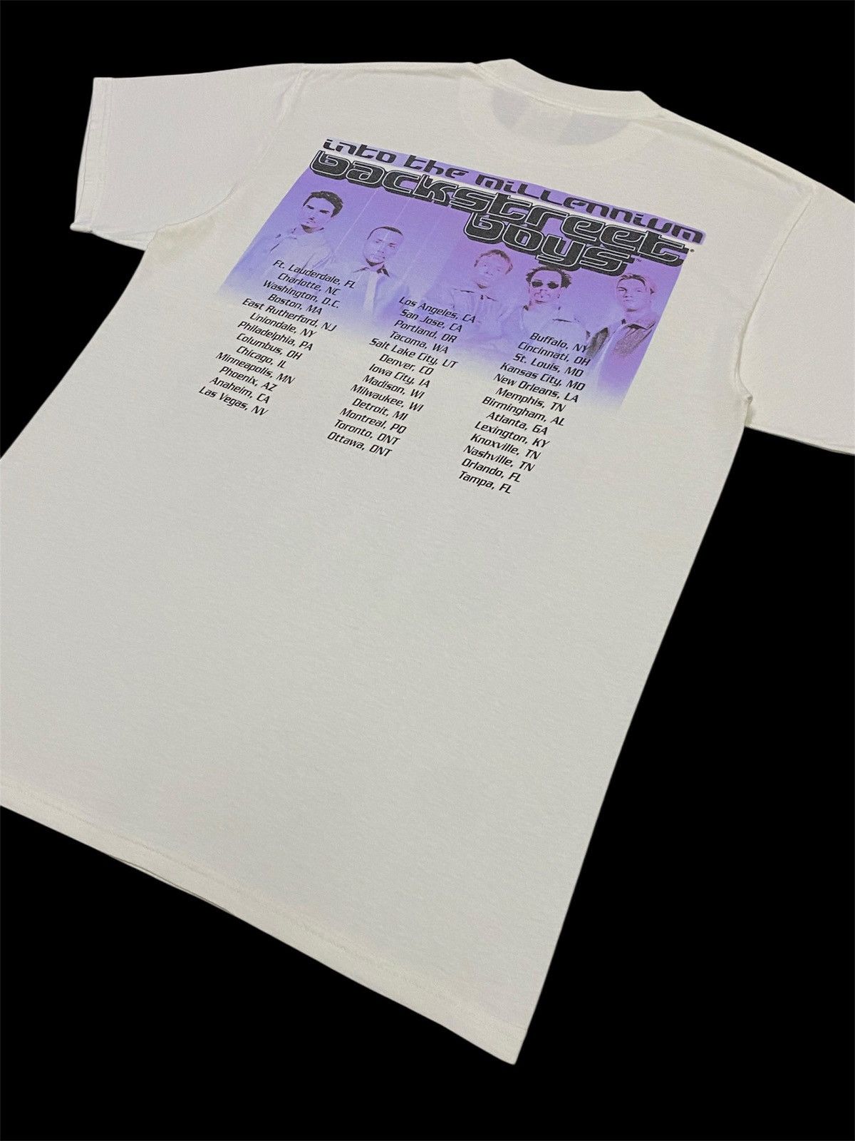 Band Tees Vintage 1999 Backstreet Boy Into The Millennium Shirt Size US M / EU 48-50 / 2 - 23 Thumbnail