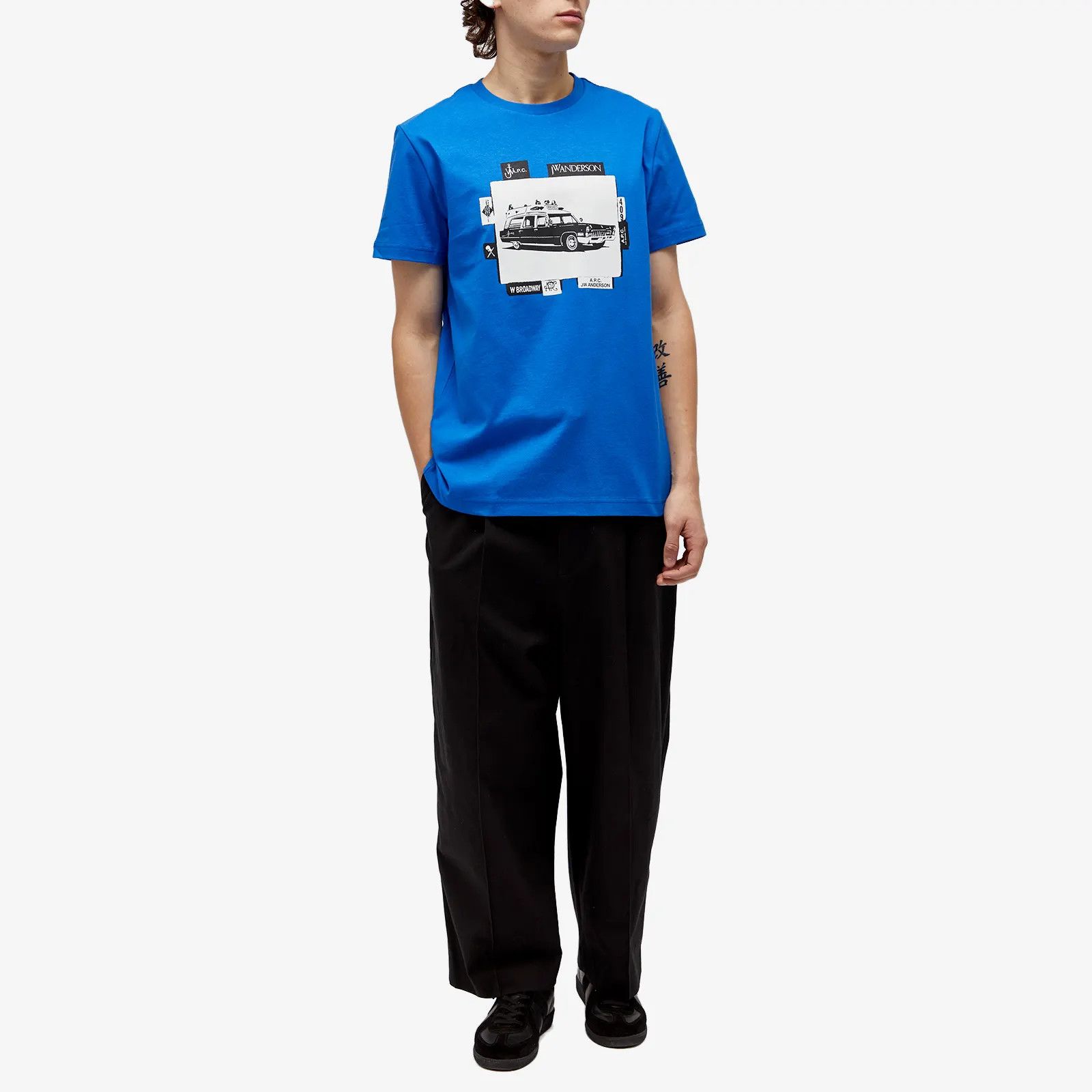 A.P.C. × JW Anderson A.P.C. X JW ANDERSON GRAPHIC logo T-SHIRT size S Size US S / EU 44-46 / 1 - 4 Thumbnail