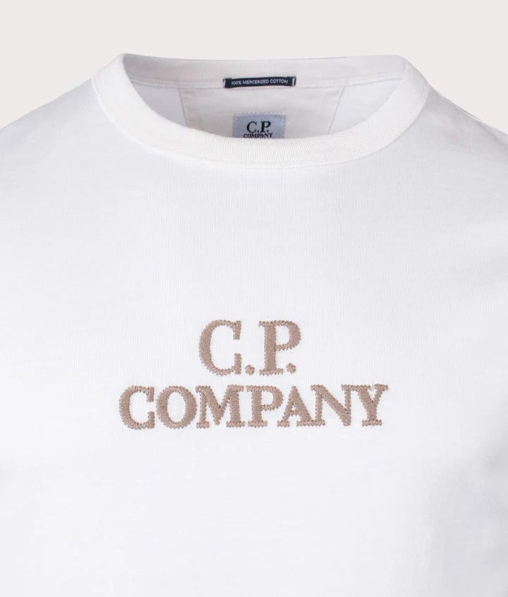C.P. Company o1y1224 Logo Embroidered Crewneck T-Shirt in White Size US S / EU 44-46 / 1 - 3 Thumbnail