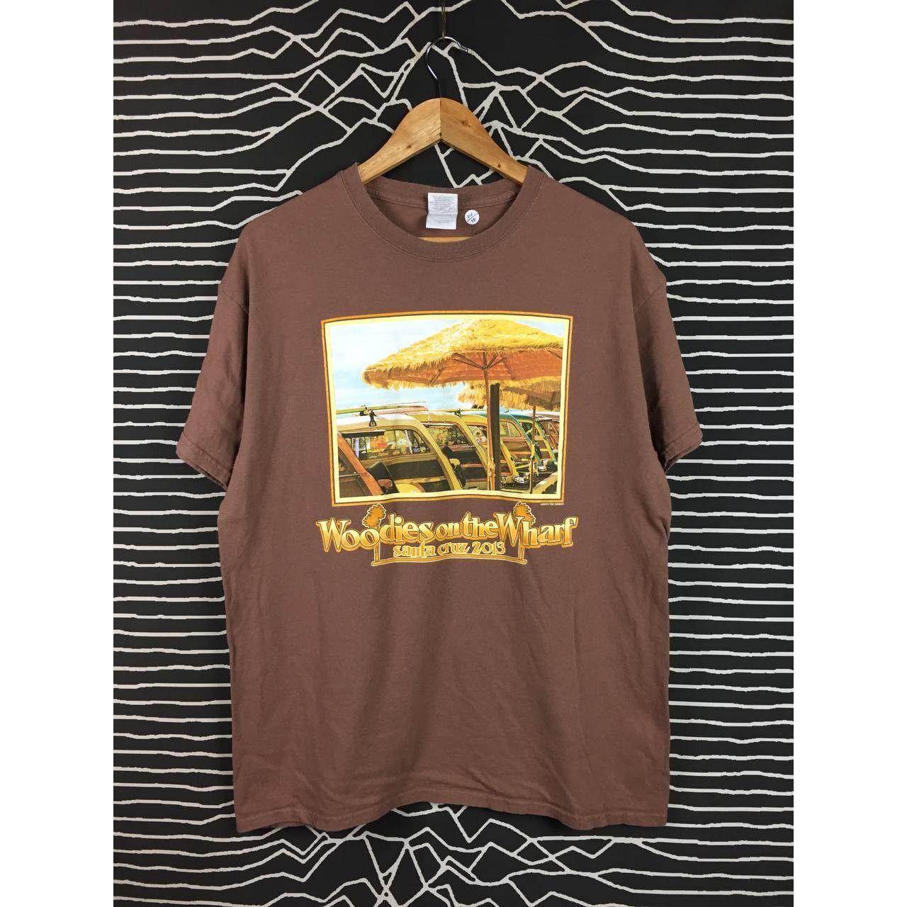 Vintage Woodies On The Wharf Santa Cruz 2013 Woodie Cars Event Tee Size US L / EU 52-54 / 3 - 1 Thumbnail