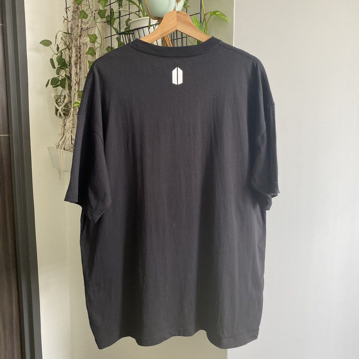 Band Tees Suga BTS South Korean Kpop Boy Band Oversized ERD GRUNGE TEE Size US L / EU 52-54 / 3 - 6 Thumbnail
