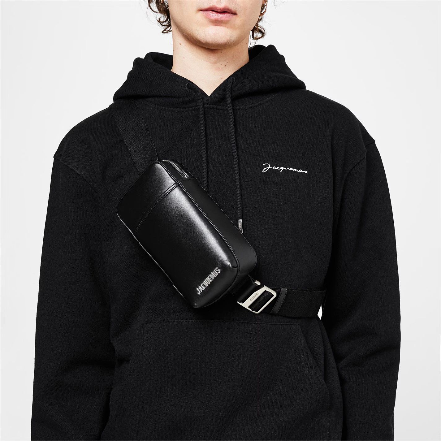 Jacquemus o1g2r1mq0426 Gros Grain Hoodie in Black Size US XXL / EU 58 / 5 - 4 Thumbnail