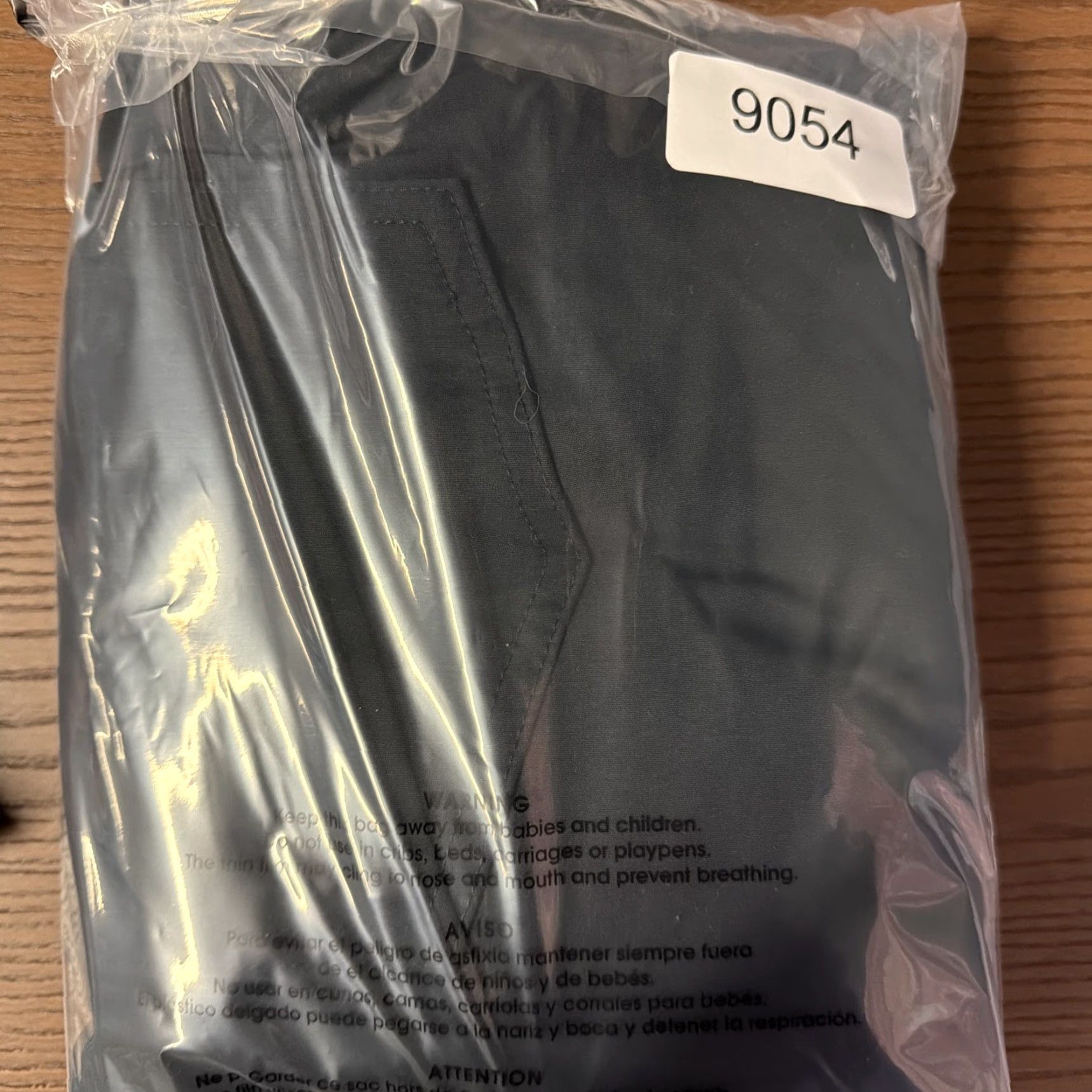 Eddie Bauer Eddie Bauer Pants Men 40x30 Rainier Cargo Black Water Repellent Nylon Spandex Regular Straight Cargo Style 40 Black Men Pants Size US 40 / EU 56 - 4 Thumbnail