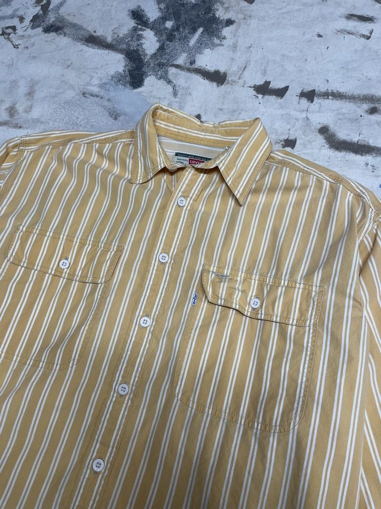 Levi's Vintage Clothing Vintage Levi's Yellow Striped Buttoned Shirt- 1990s Size US M / EU 48-50 / 2 - 2 Thumbnail