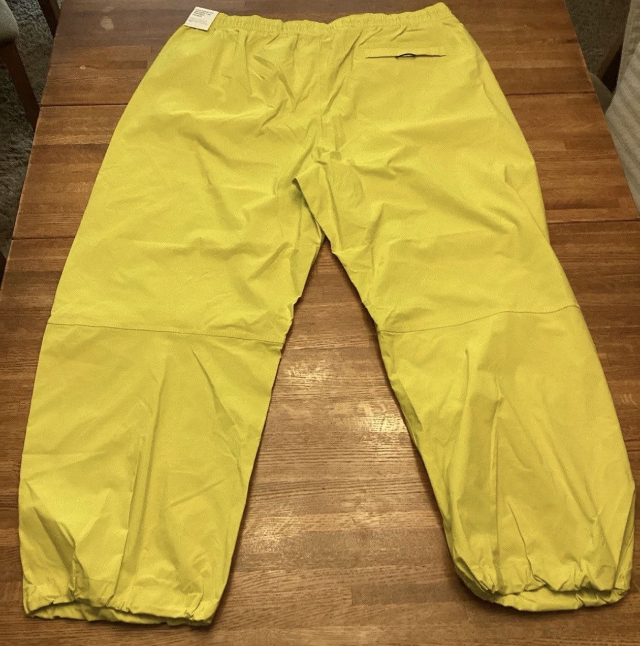 Nike NWT's Nike Air-Tech Pack Woven Oversized Pants Yellow Size US 44 / EU 60 - 8 Thumbnail