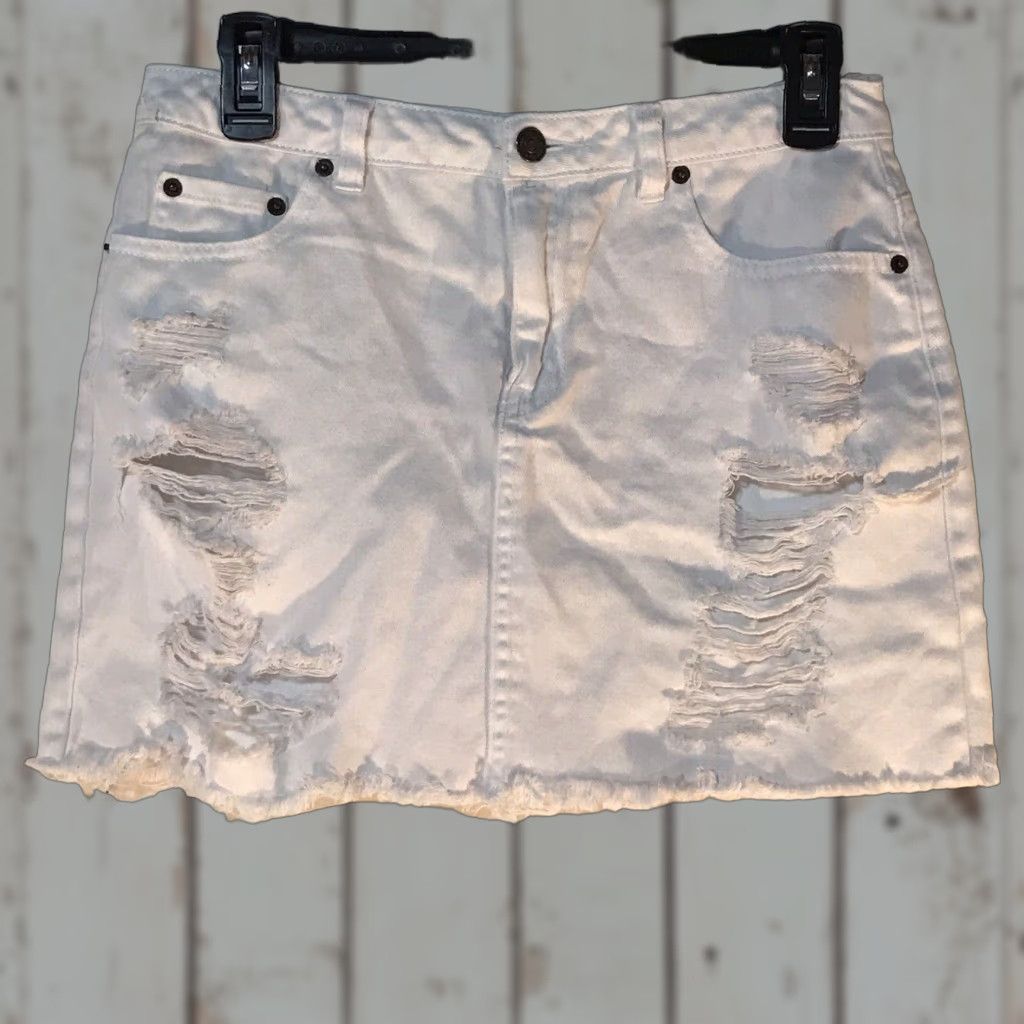 Forever 21 Forever 21 White Destroyed Denim Mini Skirt Womens Medium Spring Summer Casual Party Workwear Size 32" / US 10 / IT 46 - 1 Thumbnail