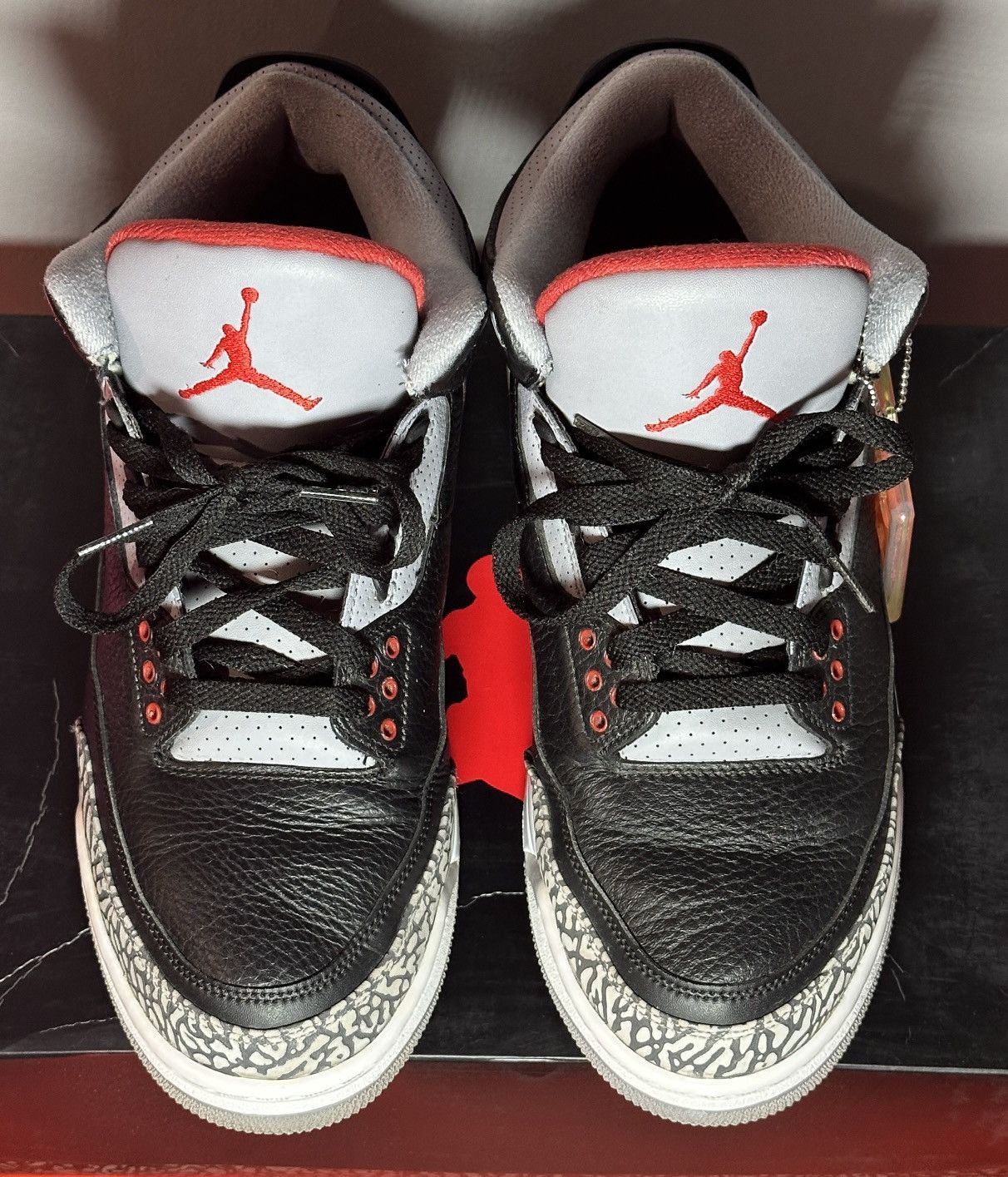 Jordan Brand Size 11 - Jordan 3 Retro OG Mid Black Cement Size US 11 / EU 44 - 2 Thumbnail