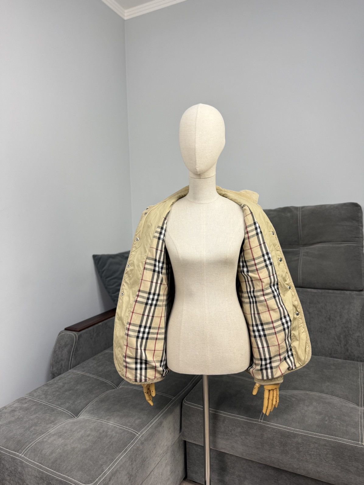 Burberry Burberry London Quilted Jacket Beige Nova Check Lining Size M / US 6-8 / IT 42-44 - 10 Thumbnail
