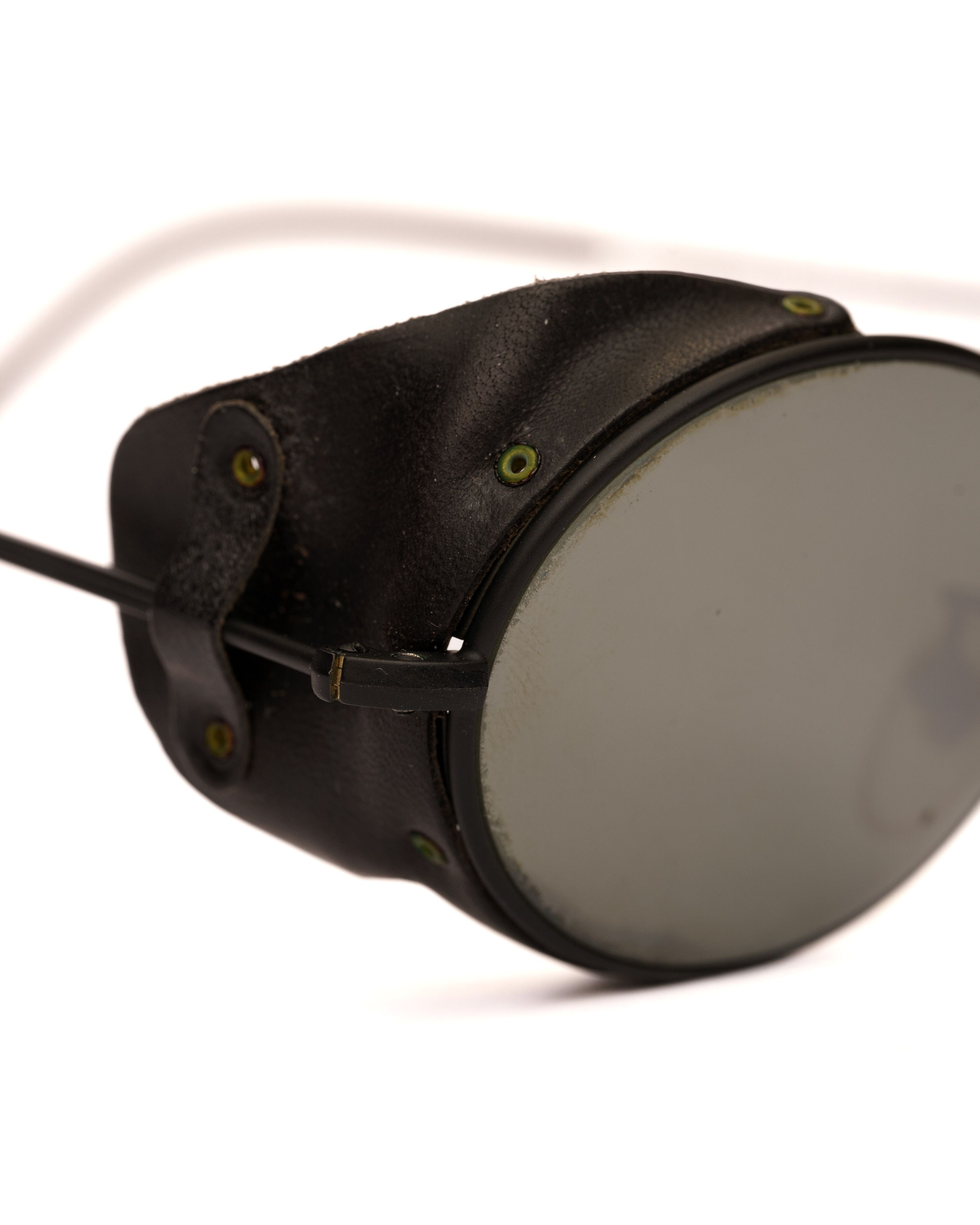 Polo Ralph Lauren Polo Ralph Lauren '90s Black Leather Side Shields Sunglasses Size ONE SIZE - 1 Thumbnail