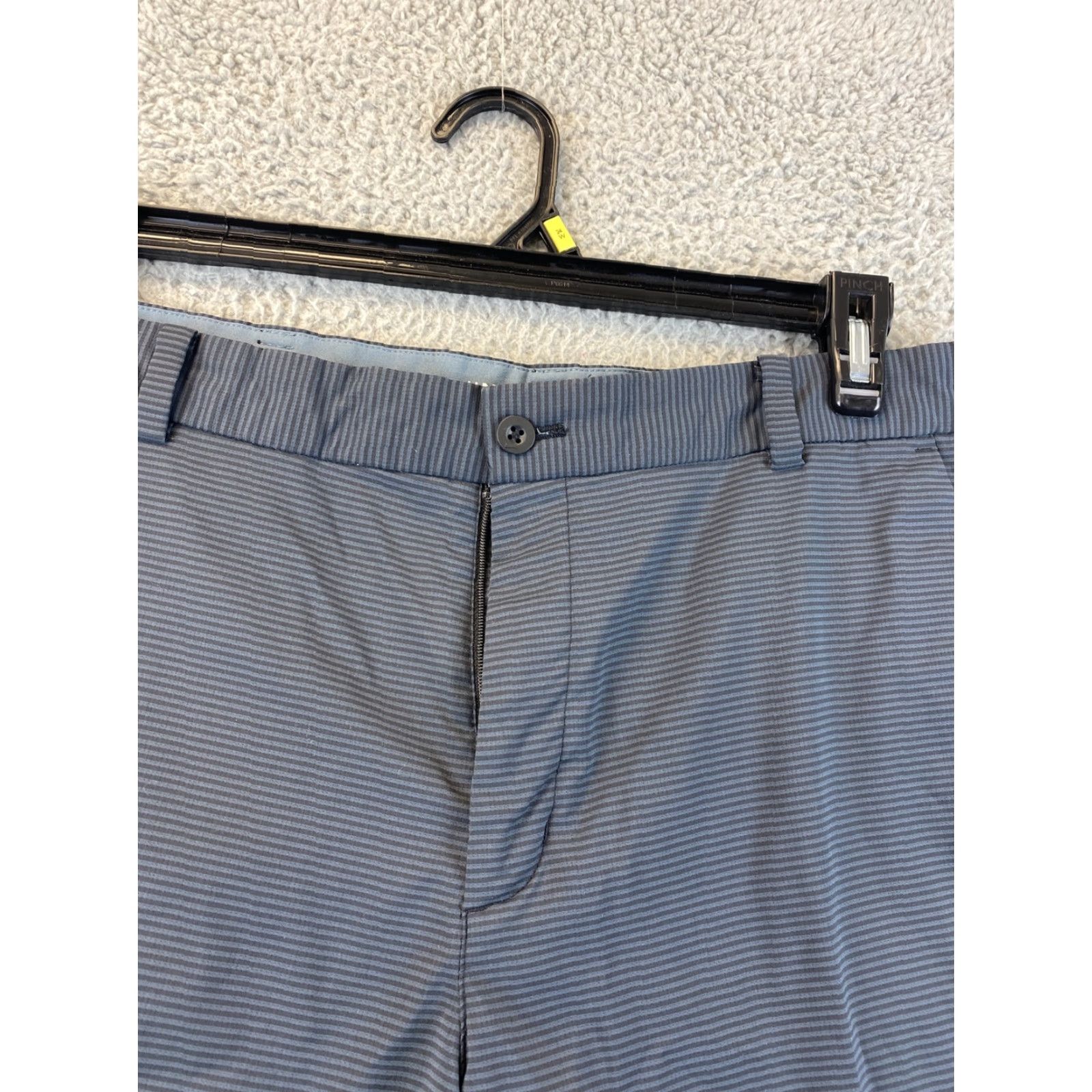 Nike NIKE Golf Short Mens Dri-Fit 33 Gray Flat Front Stretch Casual Chino Inseam 10" Mens Size US 33 - 3 Thumbnail